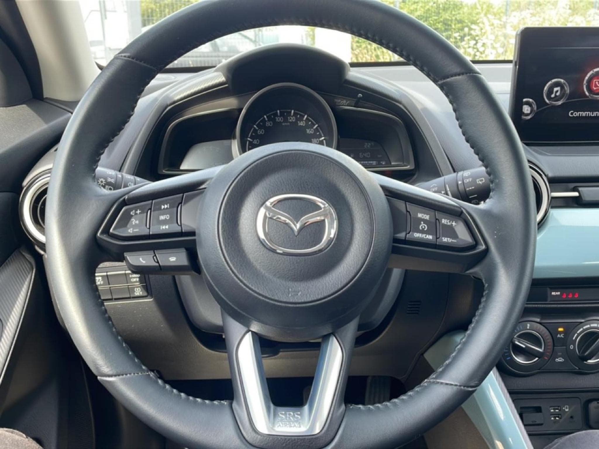 Mazda 2 1.5 E-SKYACTIV-G 90 CENTRE-LINE (2024) - Foto 11