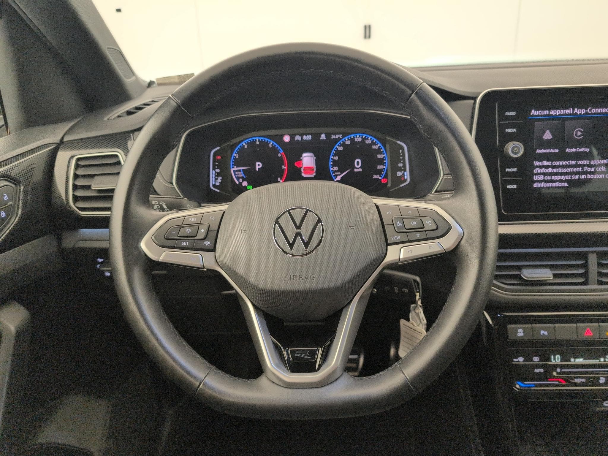 VW T-cross 1.0 TSI 116 Start/Stop DSG7 R-Line (2025) - Foto 14
