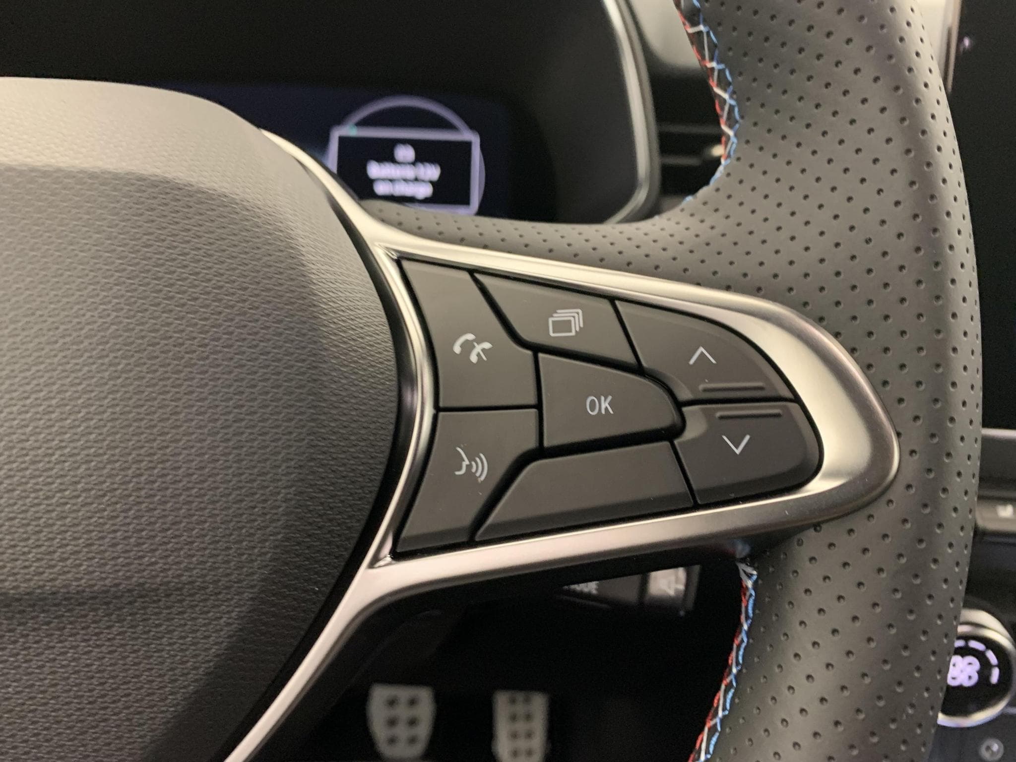 Renault Clio TCE 90 CH GSR2 ESPRIT ALPINE (2025) - Photo 15