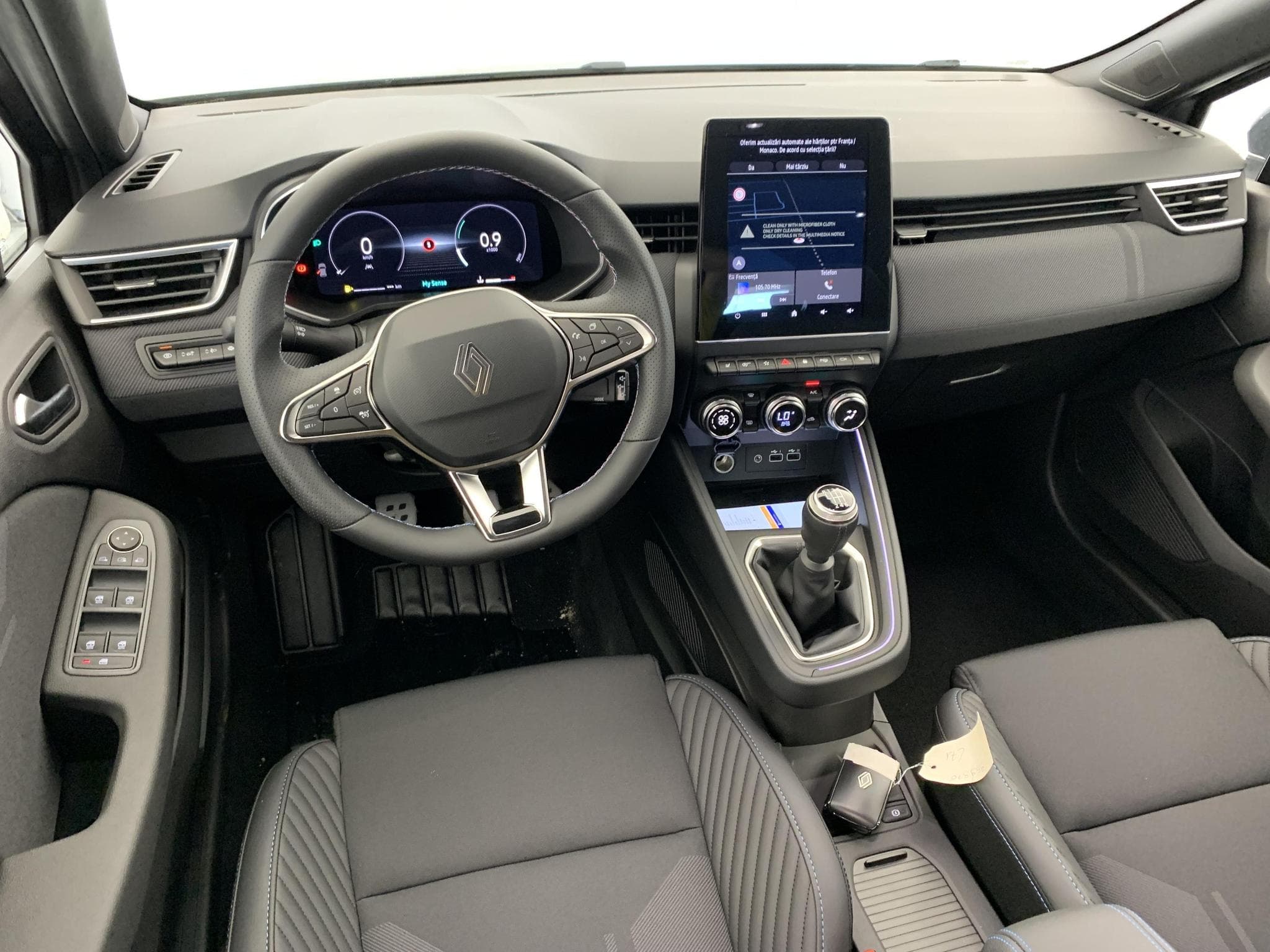 Renault Clio TCE 90 CH GSR2 ESPRIT ALPINE (2025) - Photo 14