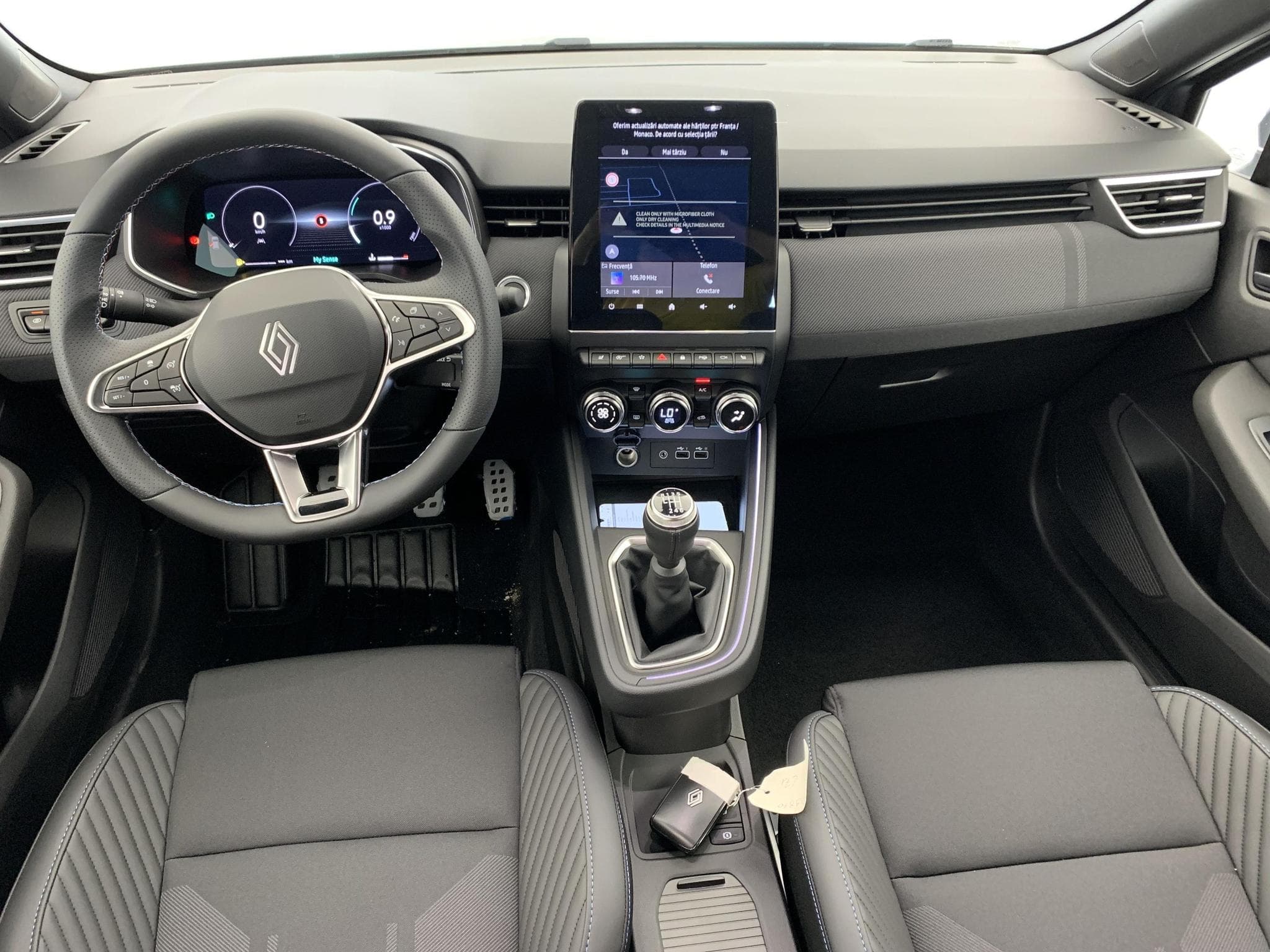 Renault Clio TCE 90 CH GSR2 ESPRIT ALPINE (2025) - Photo 13