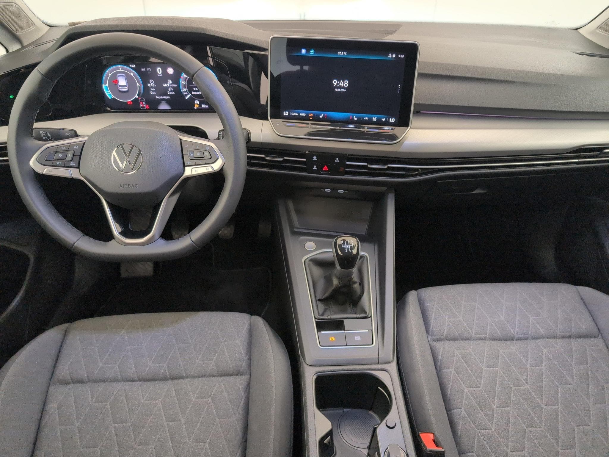 VW Golf VIII 2.0 TDI SCR 115 BVM6 LIFE (2025) - Photo 13