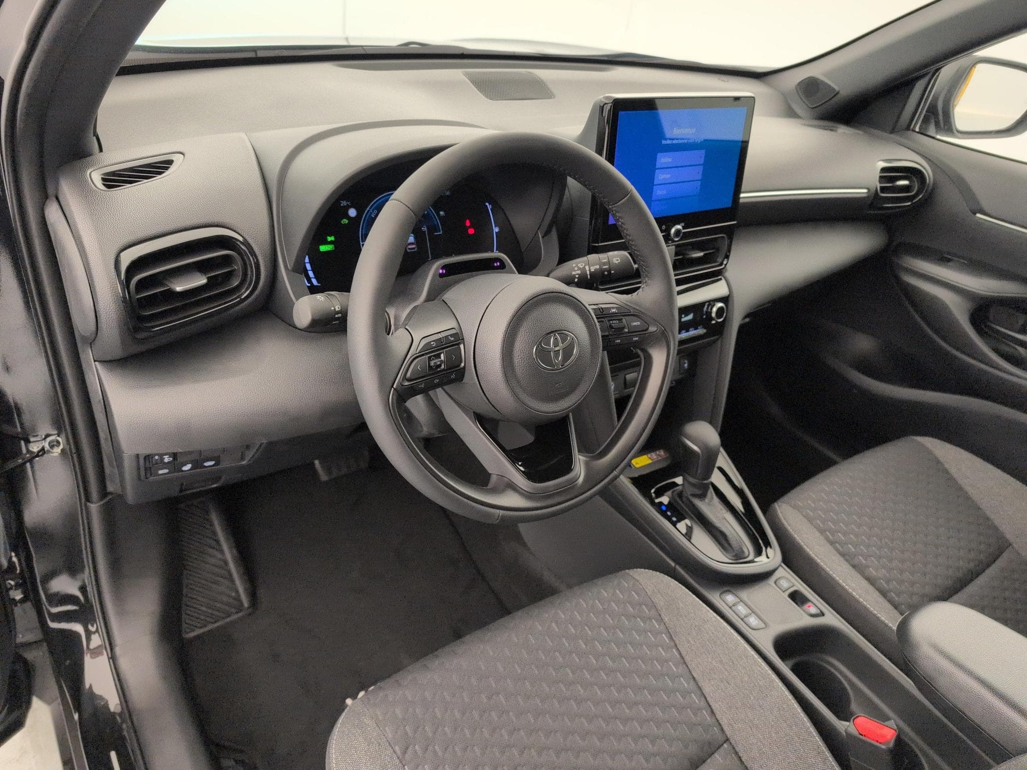 Toyota Yaris Cross 130h 2WD Design (2026) - Foto 16