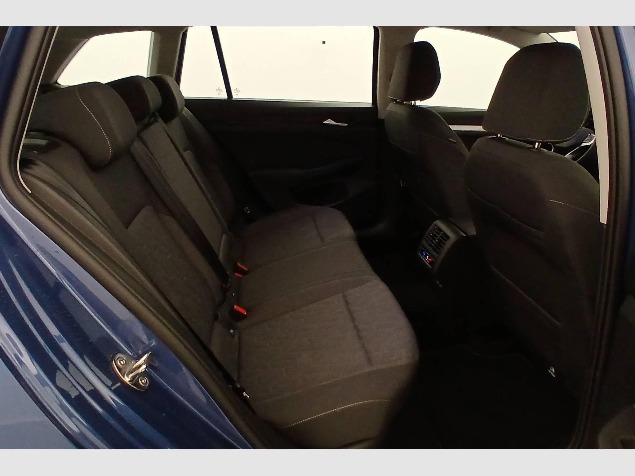 VW Golf VIII 1.5 ETSI EVO2 116 DSG7 LIFE PLUS (2025) - Foto 10