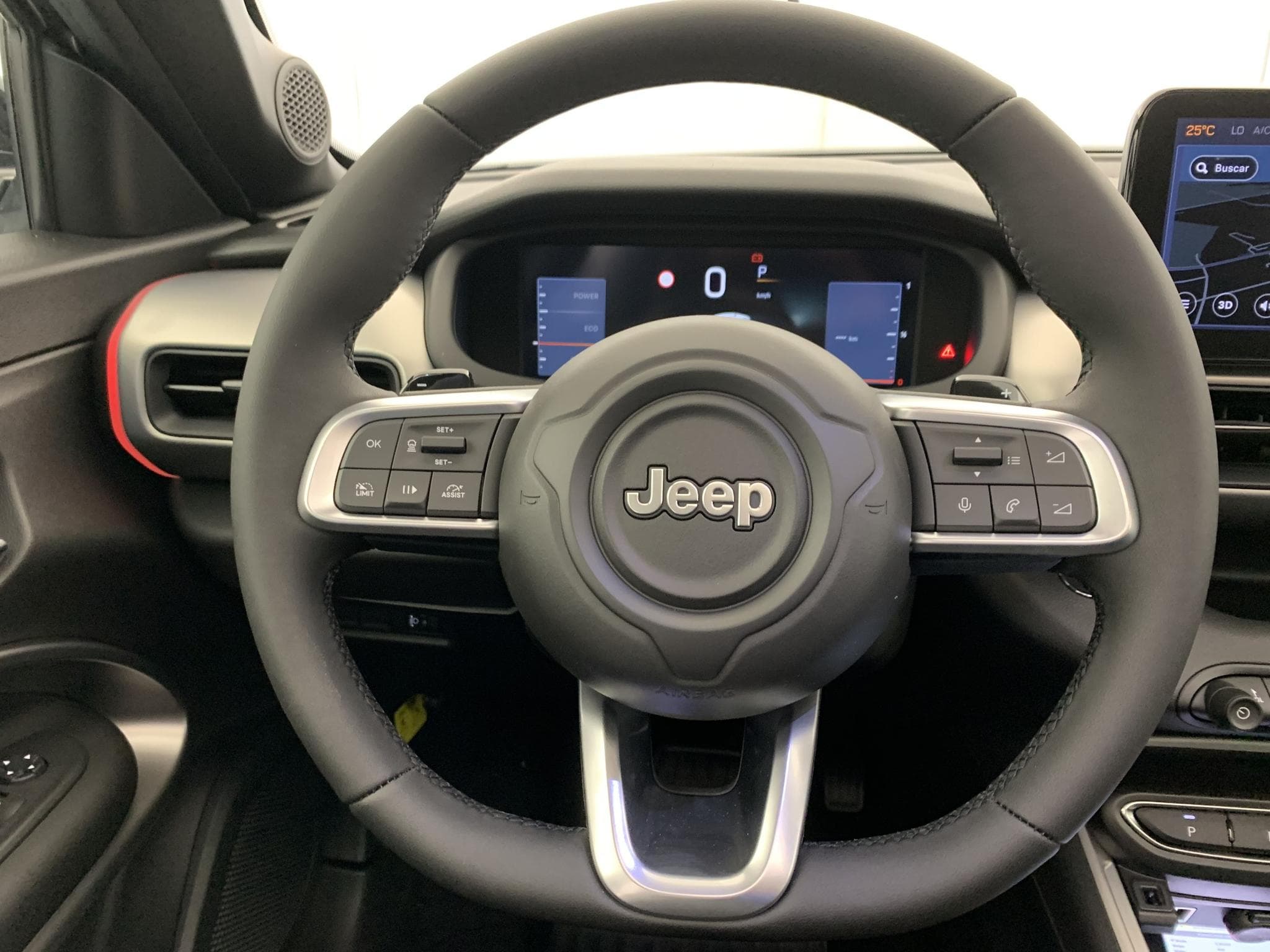 Jeep Avenger 1.2 Turbo T3 110 ch e-Hybrid BVR6 Summit (2026) - Foto 16