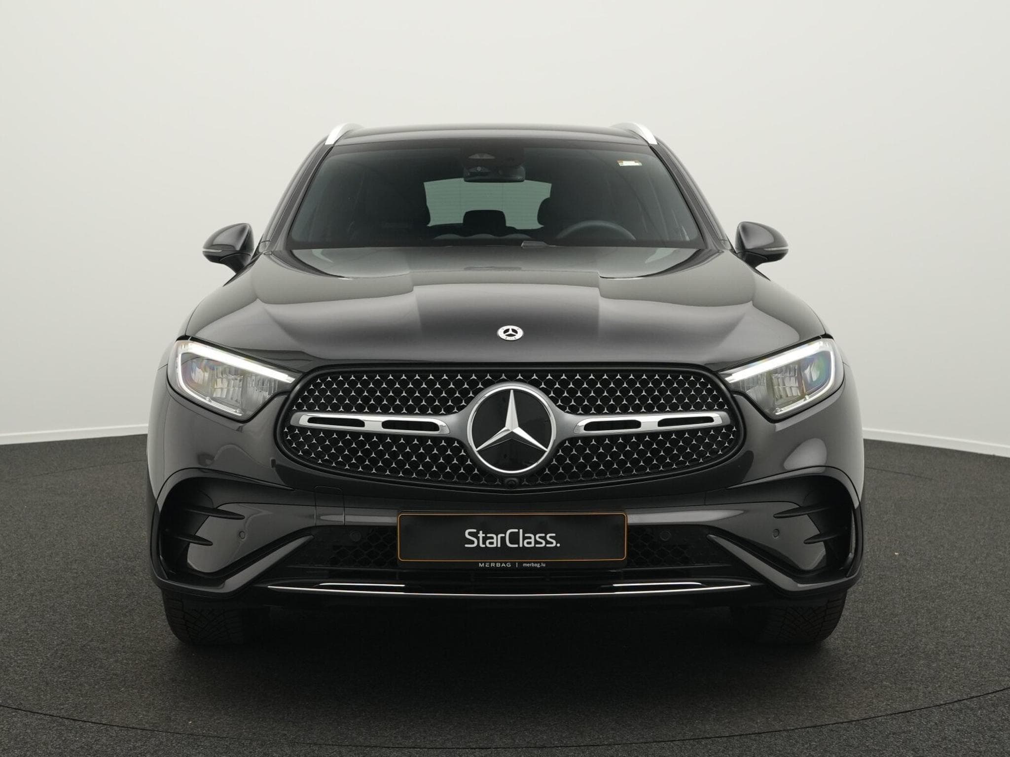Mercedes GLC 300 d 4MATIC AMG-Line LED+AHK+Memo+Kamera (2025) - Photo 2