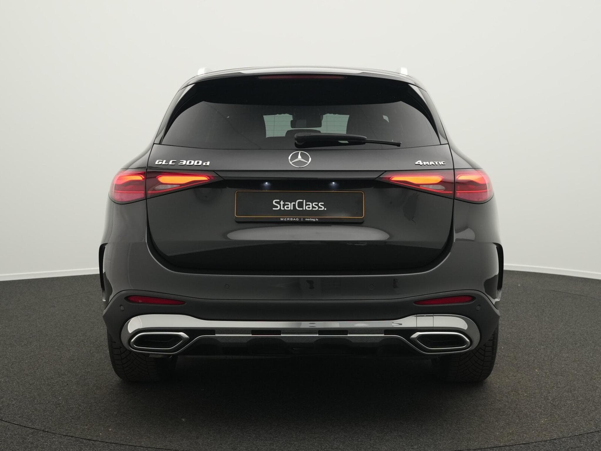 Mercedes GLC 300 d 4MATIC AMG-Line LED+AHK+Memo+Kamera (2025) - Photo 4