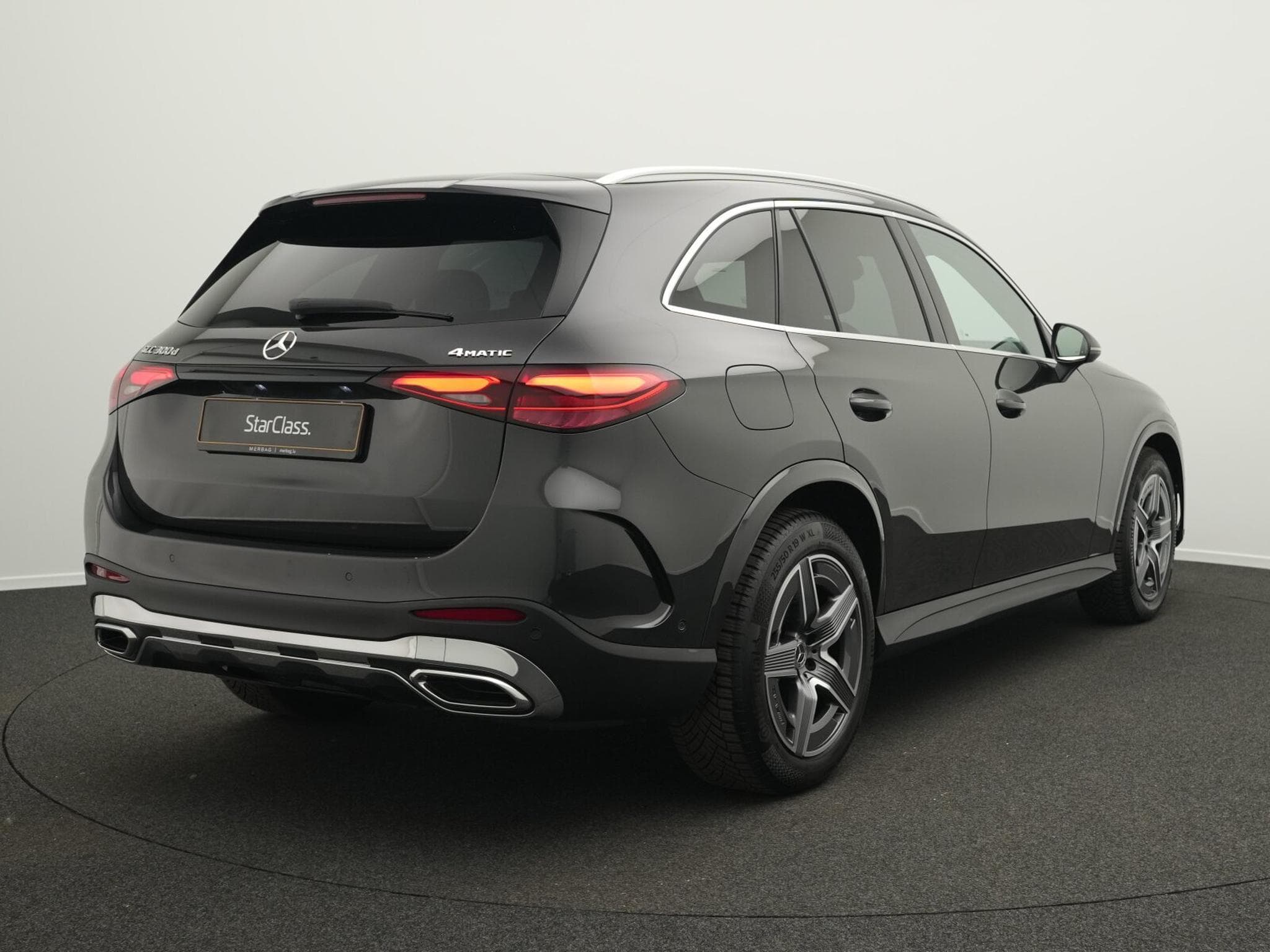 Mercedes GLC 300 d 4MATIC AMG-Line LED+AHK+Memo+Kamera (2025) - Photo 3