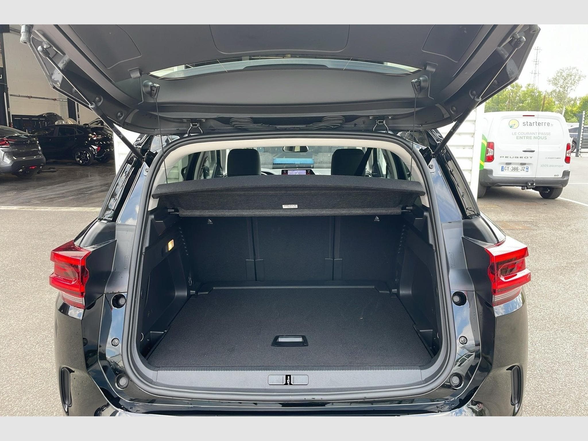 CitroëN C5 Aircross Hybride 145 e-DCS6 Max (2025) - Foto 19