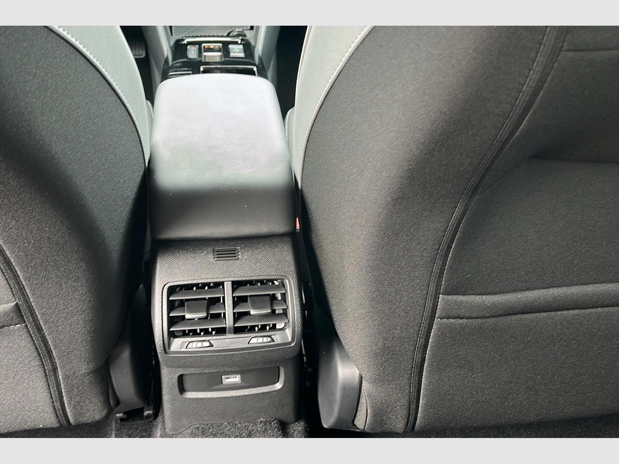 CitroëN C4 Hybride 145 e-DCS6 Max (2026) - Foto 18