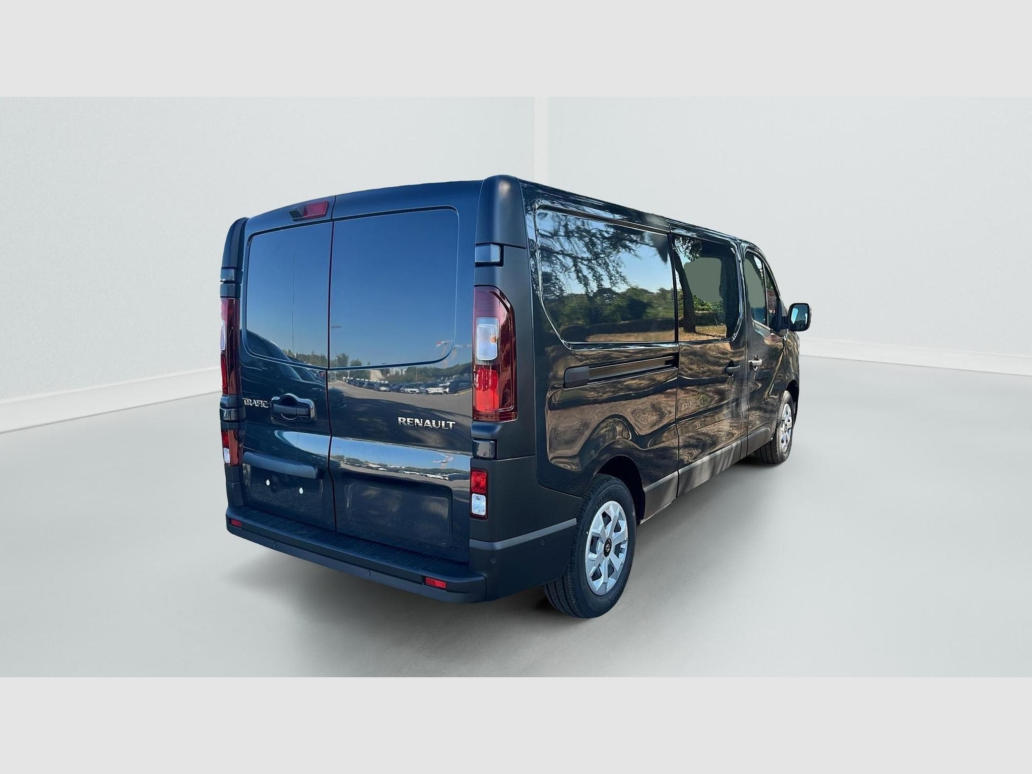 Renault Trafic L2H1 3T BLUE DCI 150 AUTO ADVANCE (2025) - Foto 7