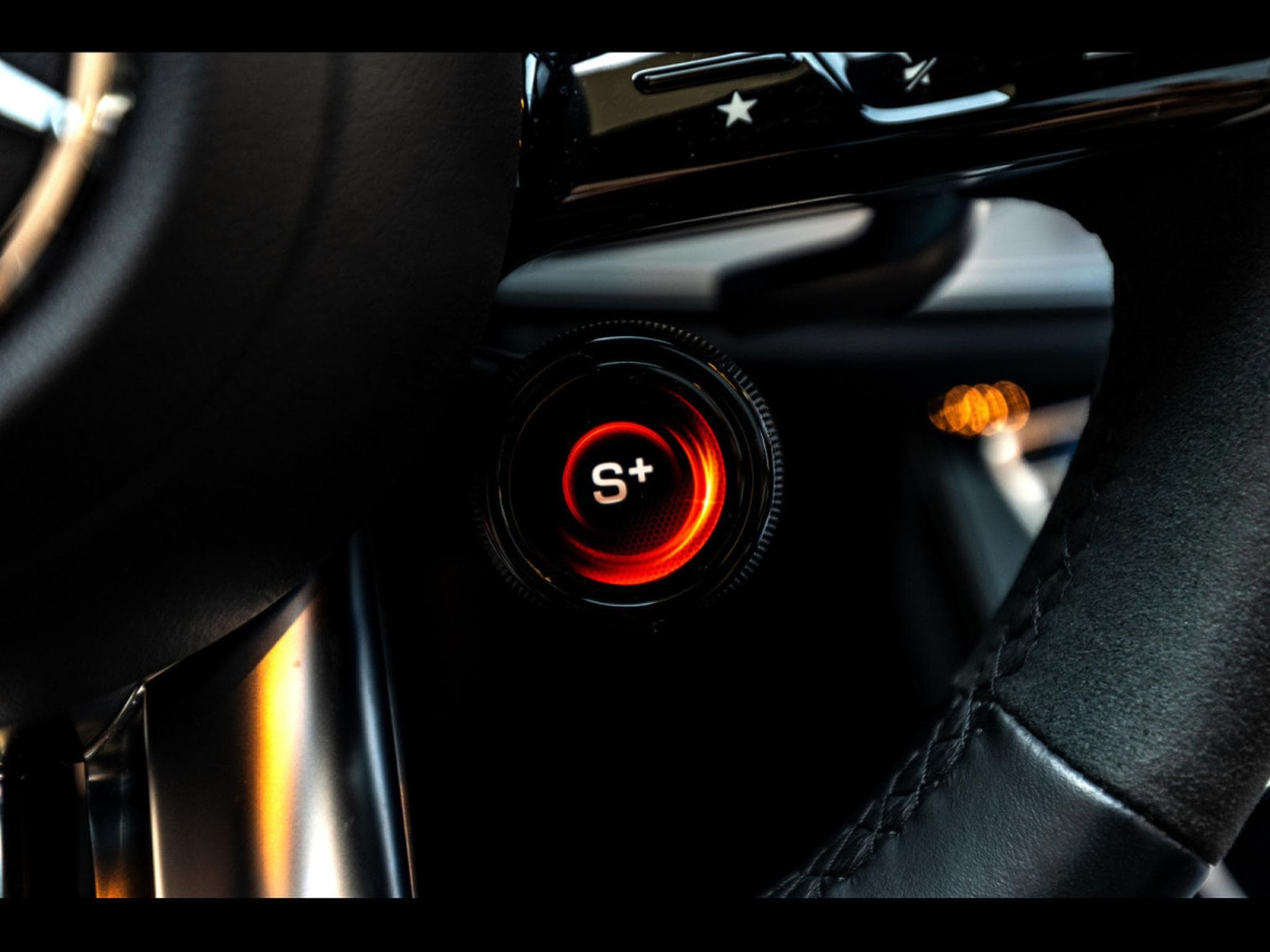 Mercedes E 63 AMG S T-MODELL (612 CH) - CARBON PACKAGE - OBSIDIAN BLACK METALL (2023) - Foto 22