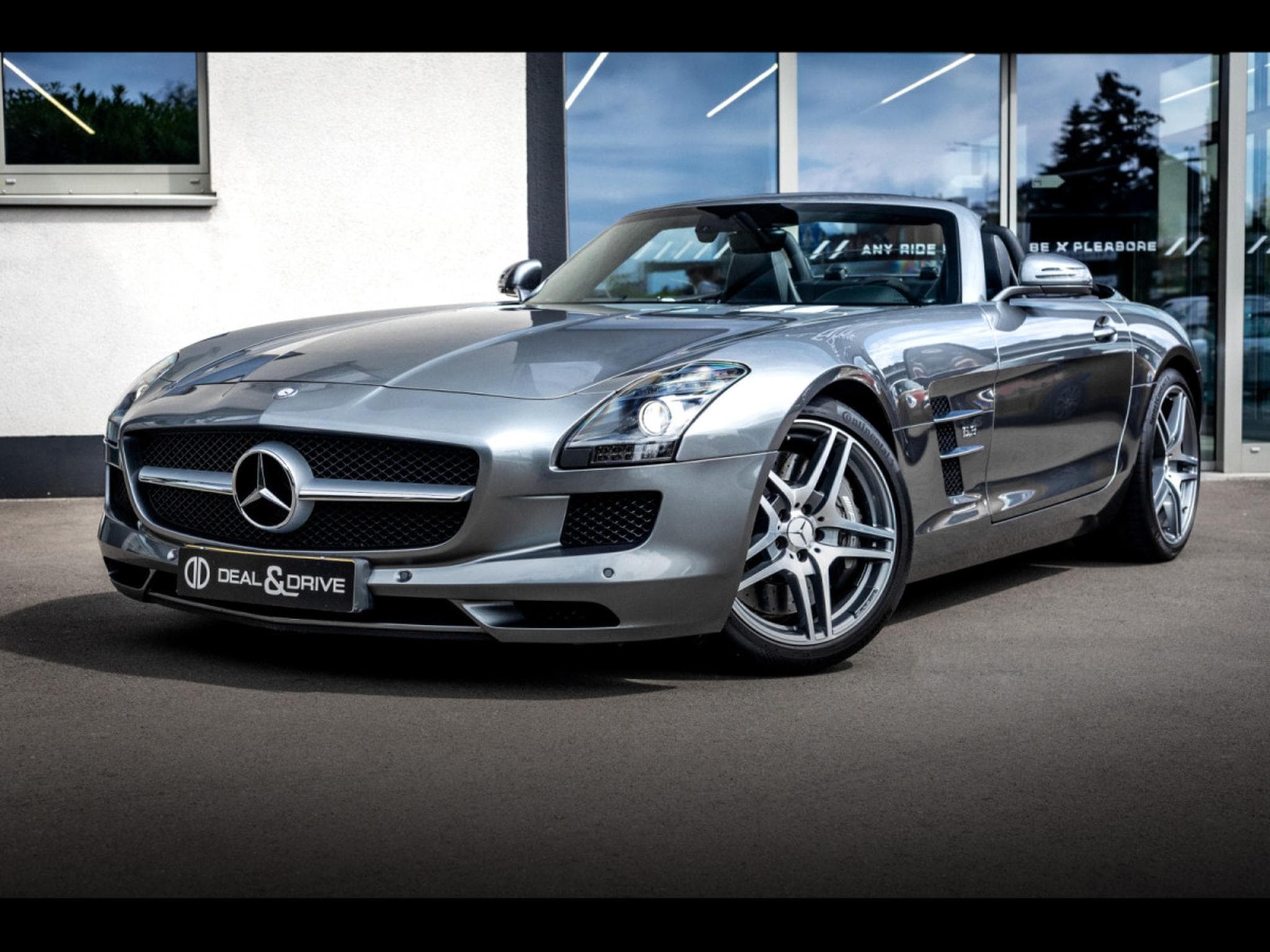 Mercedes SLS AMG AMG ROADSTER 6.3 V8 - HIMALAYAS GREY METALLIC (2012) - Photo 1