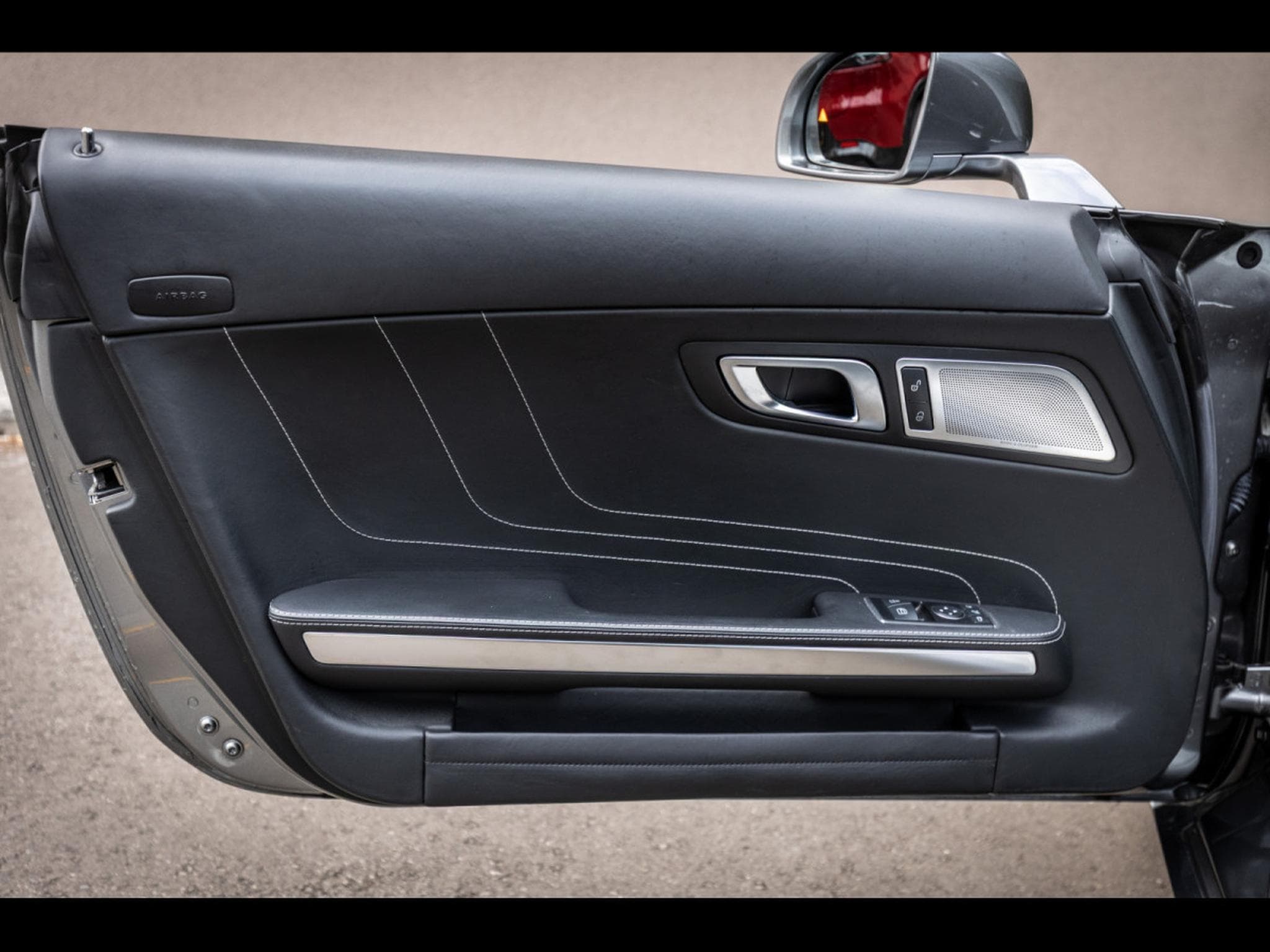 Mercedes SLS AMG AMG ROADSTER 6.3 V8 - HIMALAYAS GREY METALLIC (2012) - Photo 10