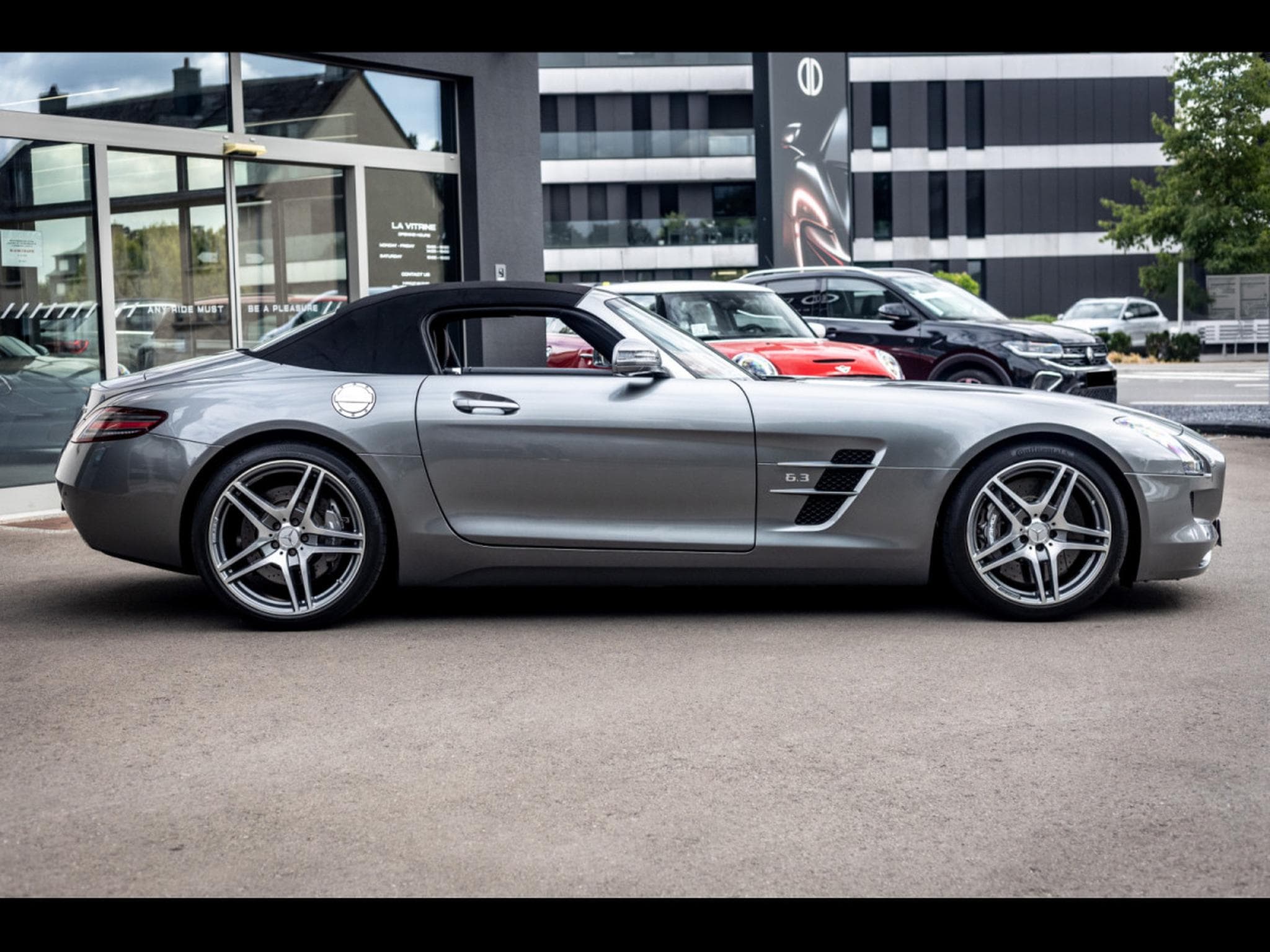 Mercedes SLS AMG AMG ROADSTER 6.3 V8 - HIMALAYAS GREY METALLIC (2012) - Photo 9