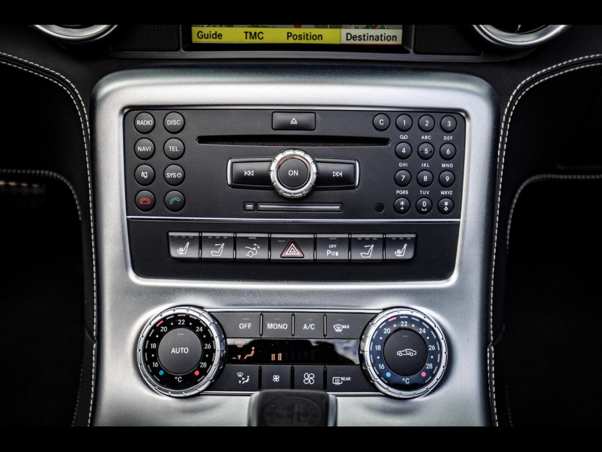 Mercedes SLS AMG AMG ROADSTER 6.3 V8 - HIMALAYAS GREY METALLIC (2012) - Photo 14