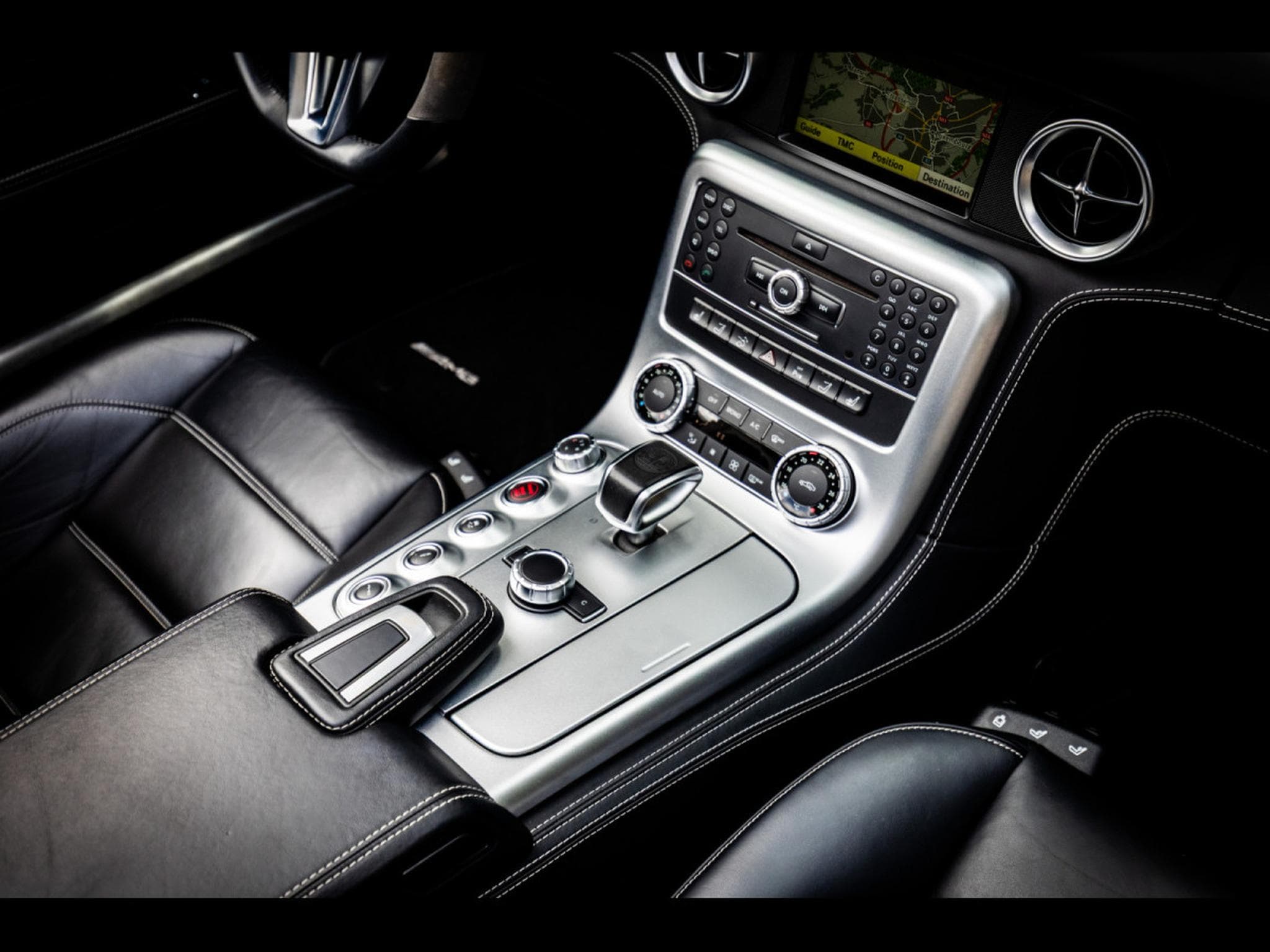 Mercedes SLS AMG AMG ROADSTER 6.3 V8 - HIMALAYAS GREY METALLIC (2012) - Photo 21