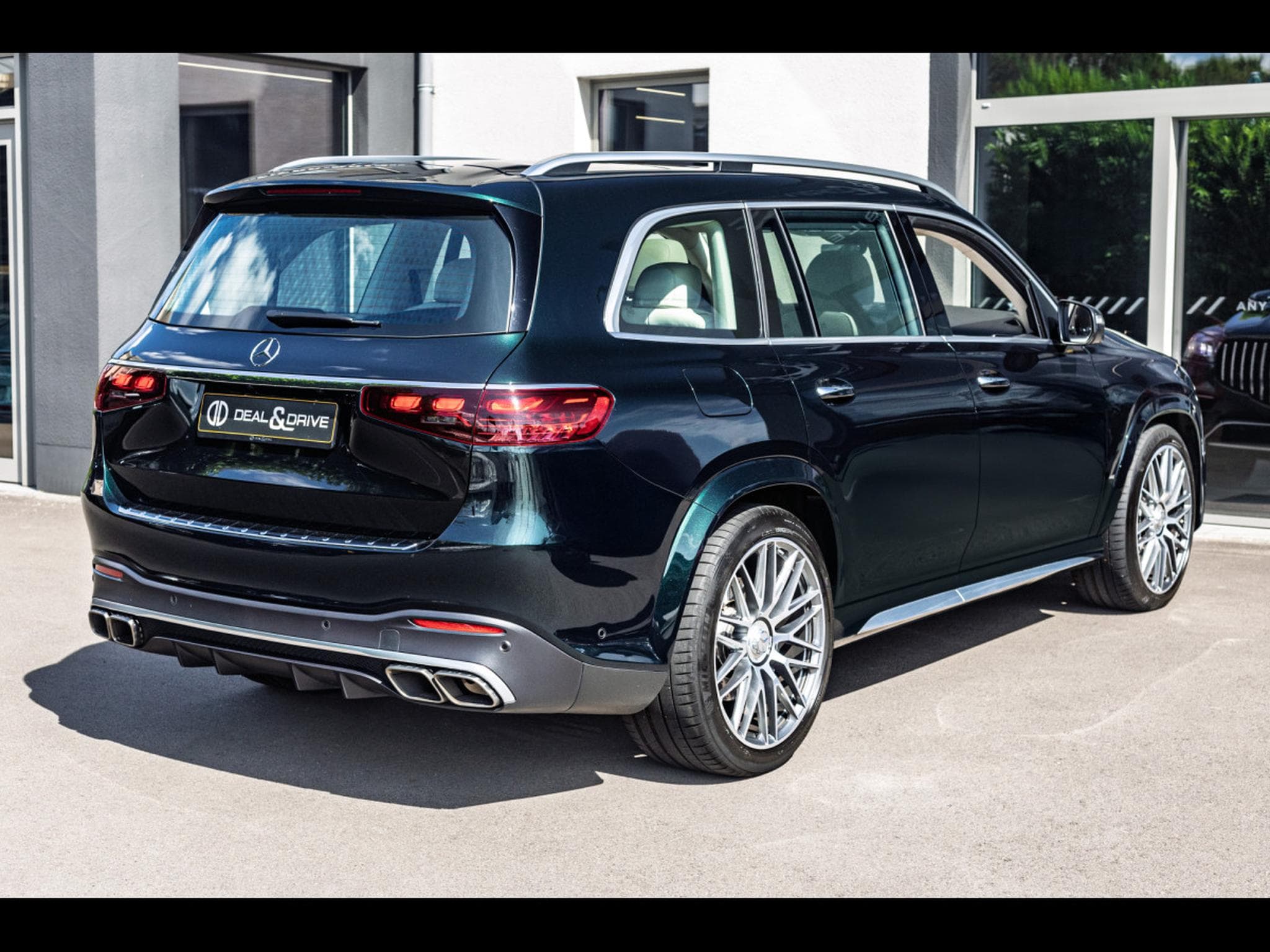 Mercedes GLS 63 AMG 4M+ 7 SEATS - SMARAGDGRÜN METALLIC - PPF (2024) - Photo 7