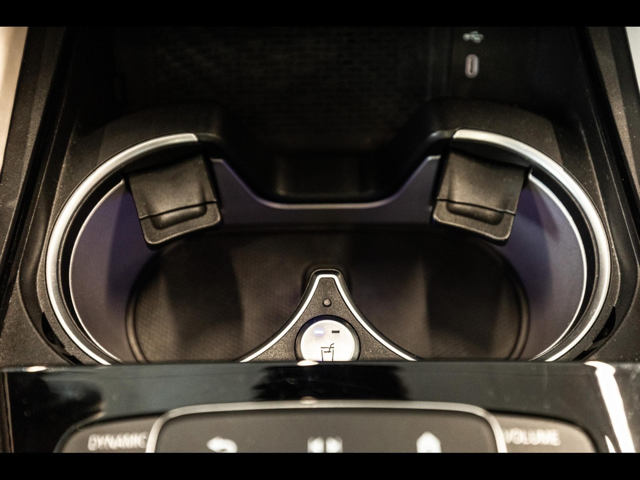 Mercedes GLS 63 AMG 4M+ 7 SEATS - SMARAGDGRÜN METALLIC - PPF (2024) - Photo 18