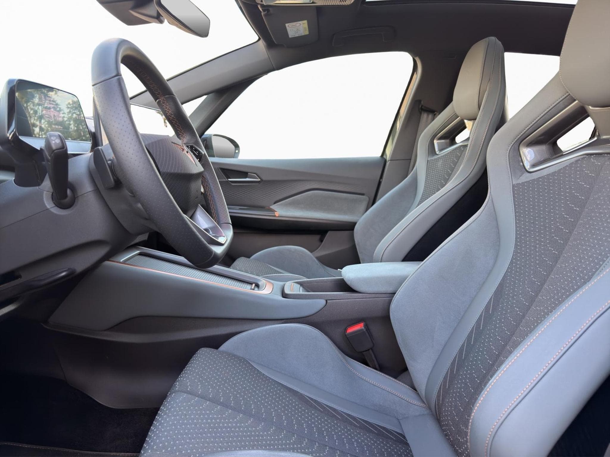 Cupra Born VZ (2026) - Photo 9