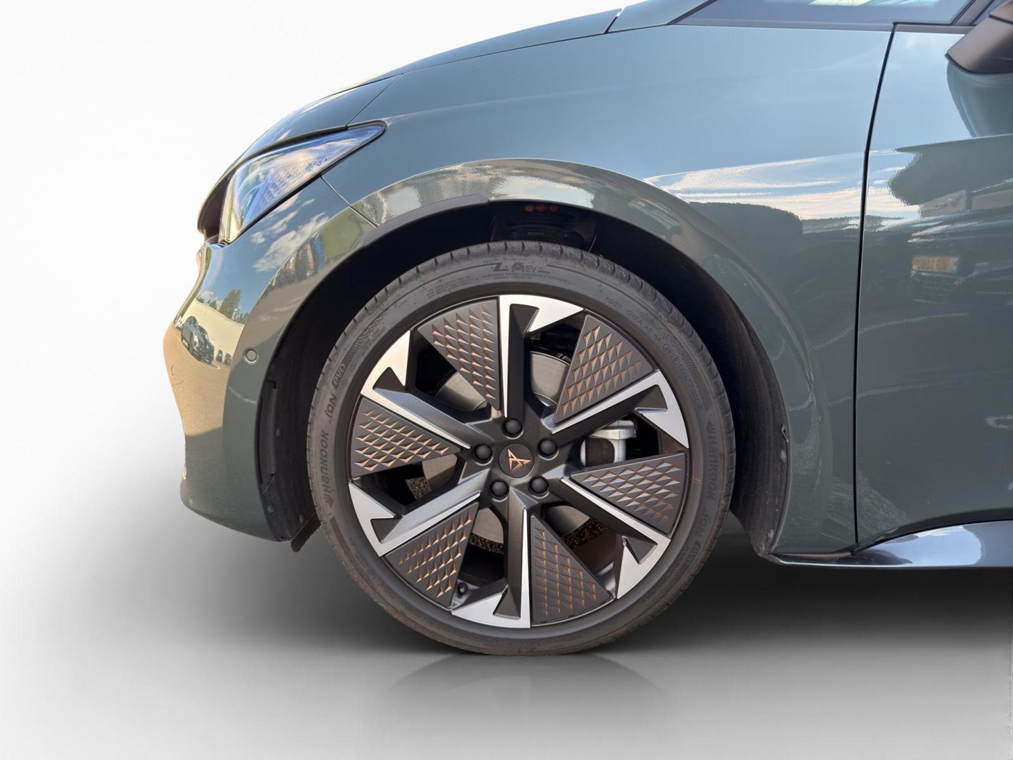 Cupra Born VZ (2026) - Photo 8