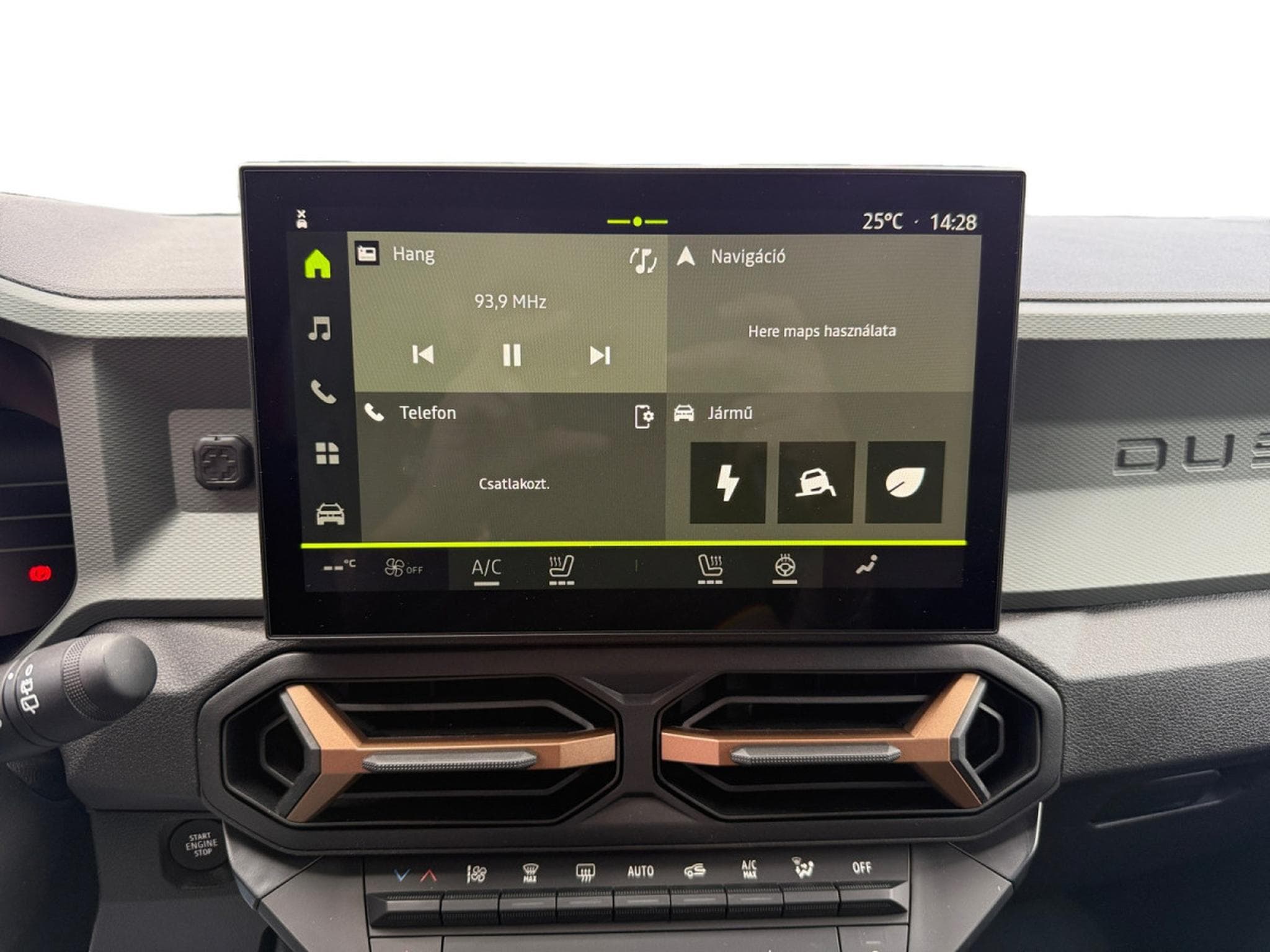 Dacia Duster 1.6 Hybrid Journey (2025) - Photo 12