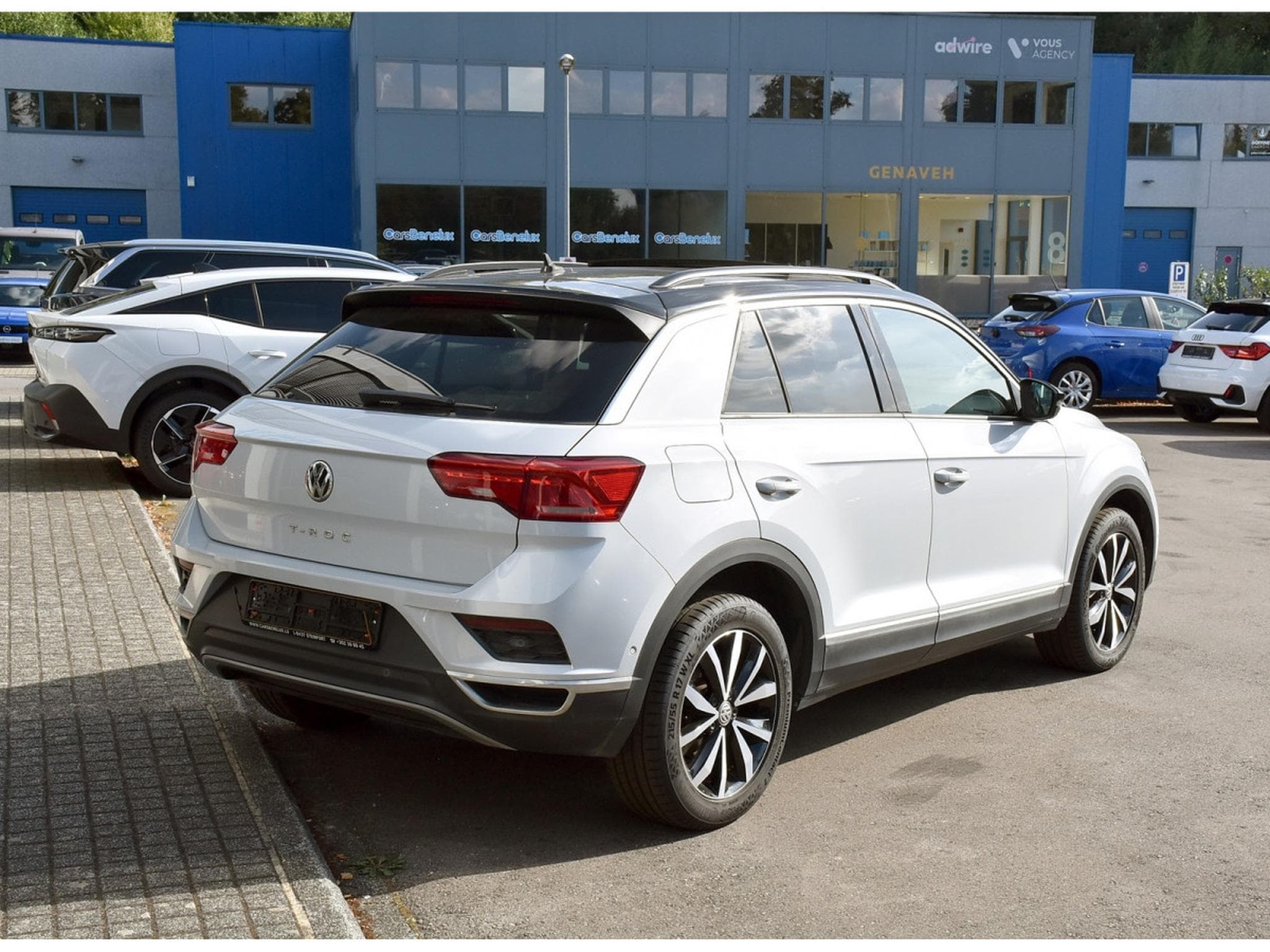 VW T-Roc 1.5 TSI Style DSG PANO ACC SIDE PARK CAM KEYLESS 1° MAIN (2018) - Photo 4