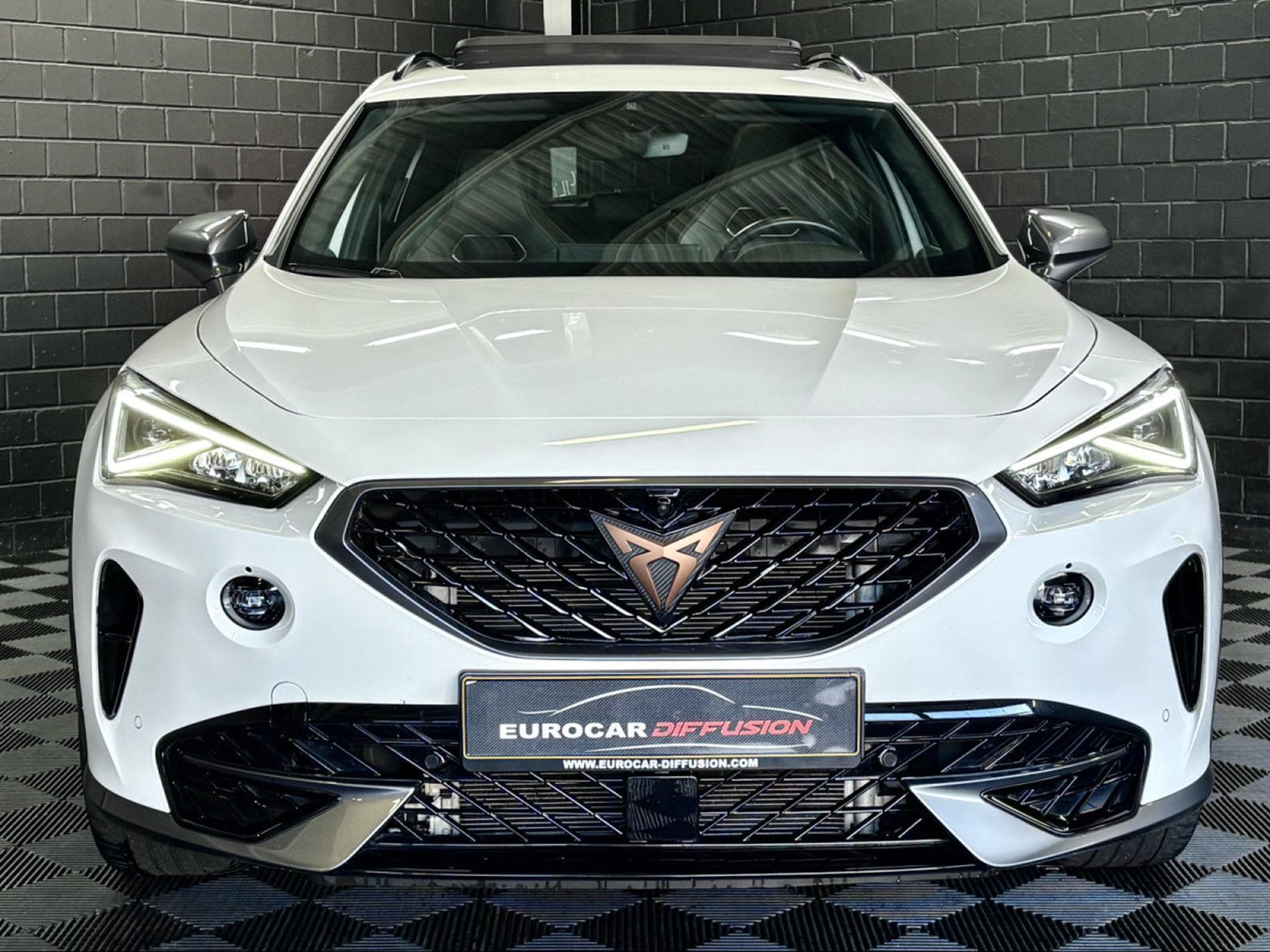 Cupra Formentor VZ 245CV eHybrid DSG6 *PANO* *ACC* HAYON * ALARME* (2022) - Foto 2