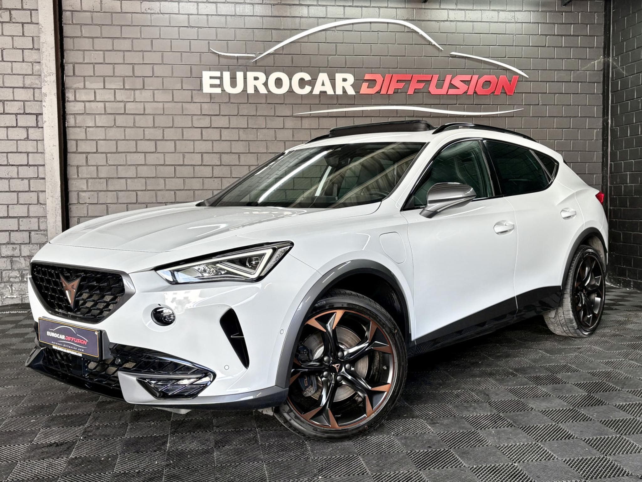 Cupra Formentor VZ 245CV eHybrid DSG6 *PANO* *ACC* HAYON * ALARME* (2022) - Foto 1