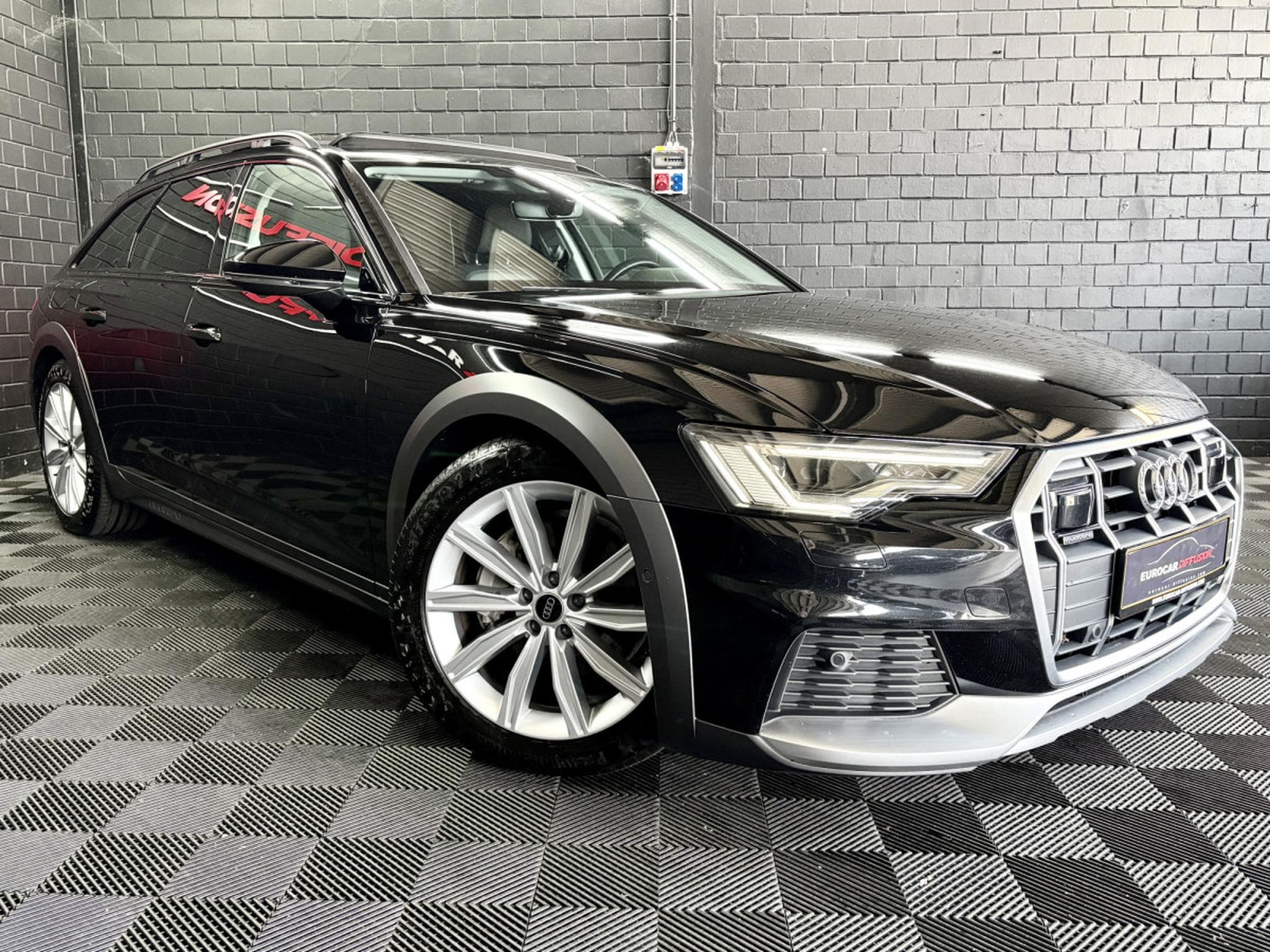 Audi A6 Avant Quattro 2.0 TDI 204 CV S-Tronic *PANO* ATTELAGE* HAYON (2023) - Foto 3