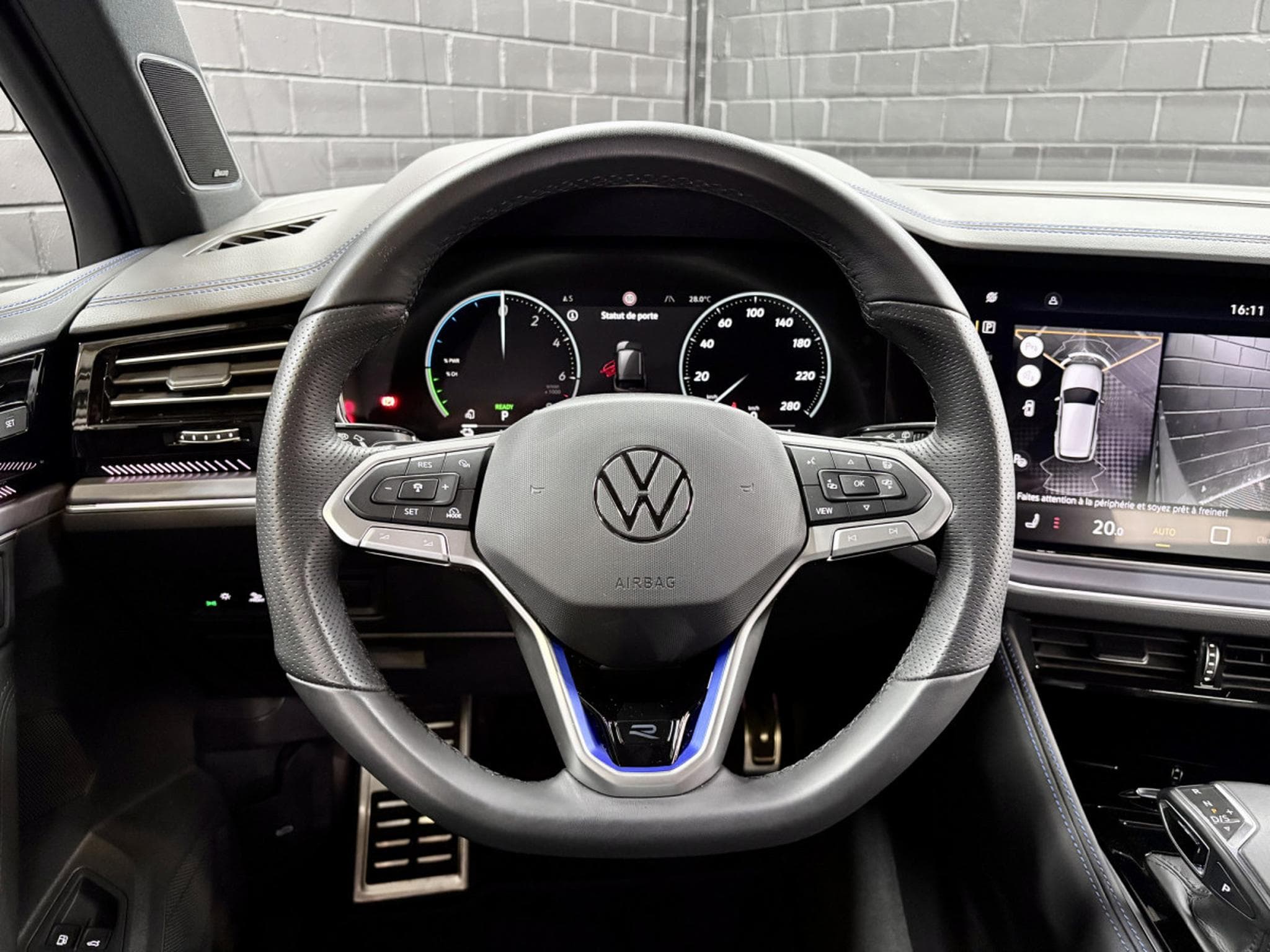 VW Touareg 3.0 R 4Motion eHybrid 462 CV **360°** Susp. pneumatique ** C (2025) - Foto 10