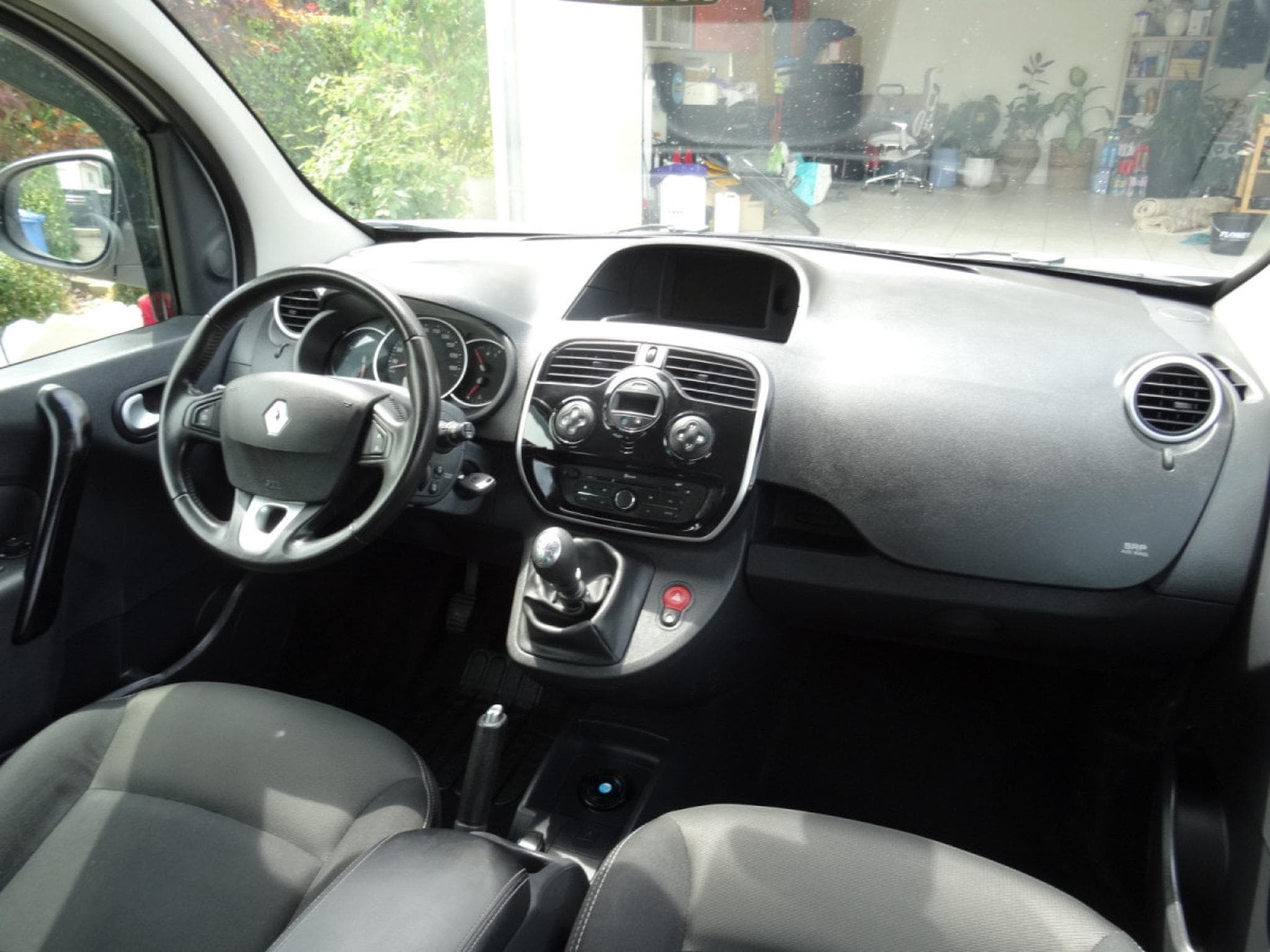 Renault Kangoo 1.5 dCi 116CV LIMITED (2020) - Photo 6