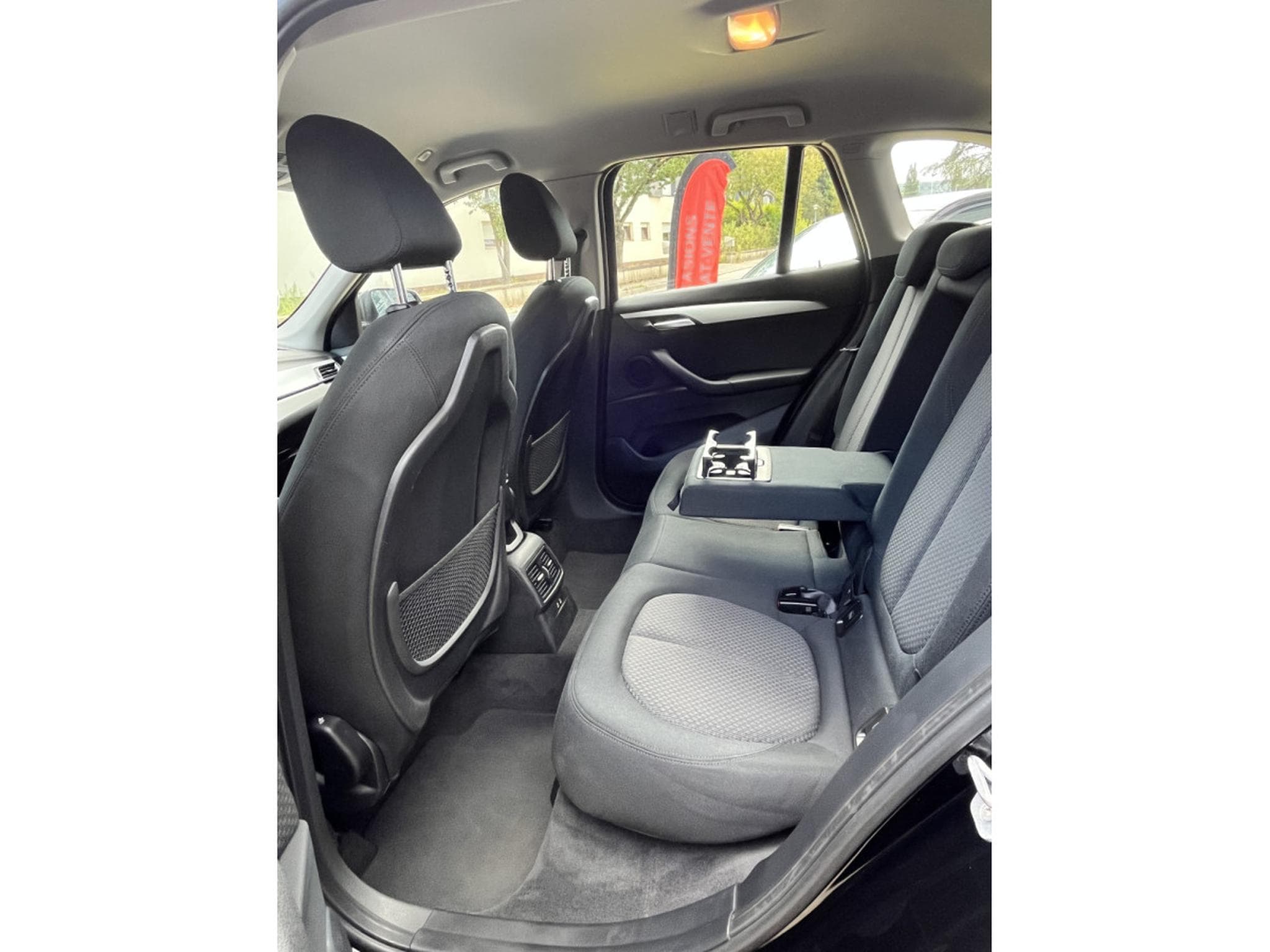 BMW X1 18d 150 auto (2021) - Photo 7