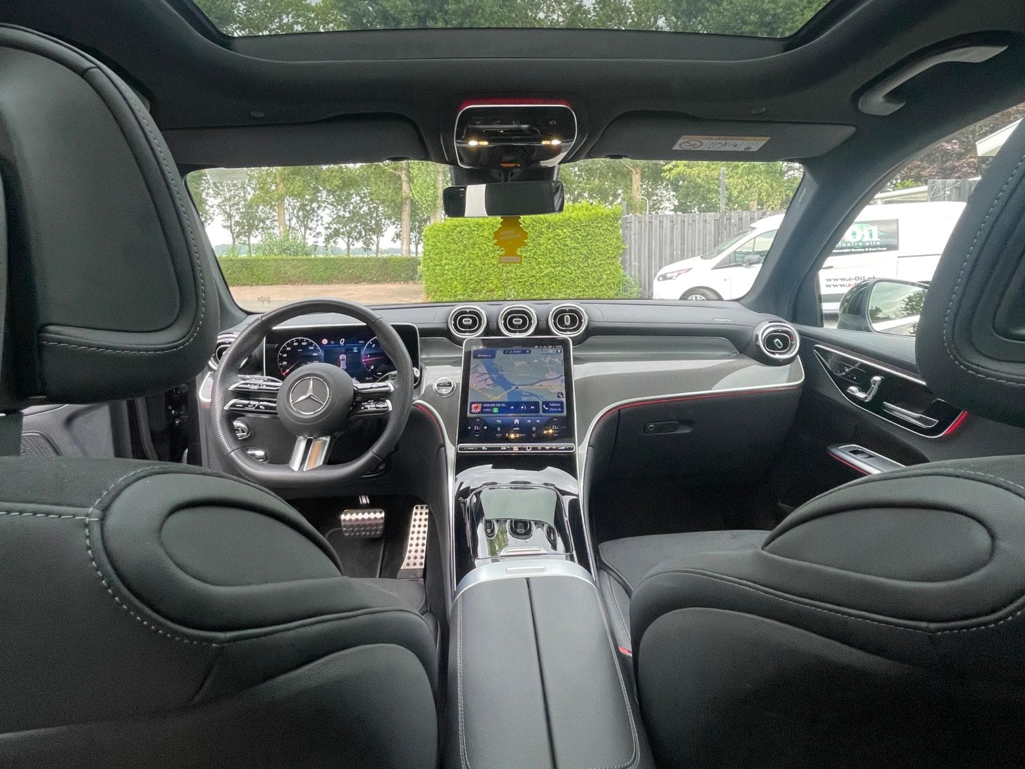 Mercedes GLC 200 D 4MATIC STAR EDITION (2025) - Photo 7