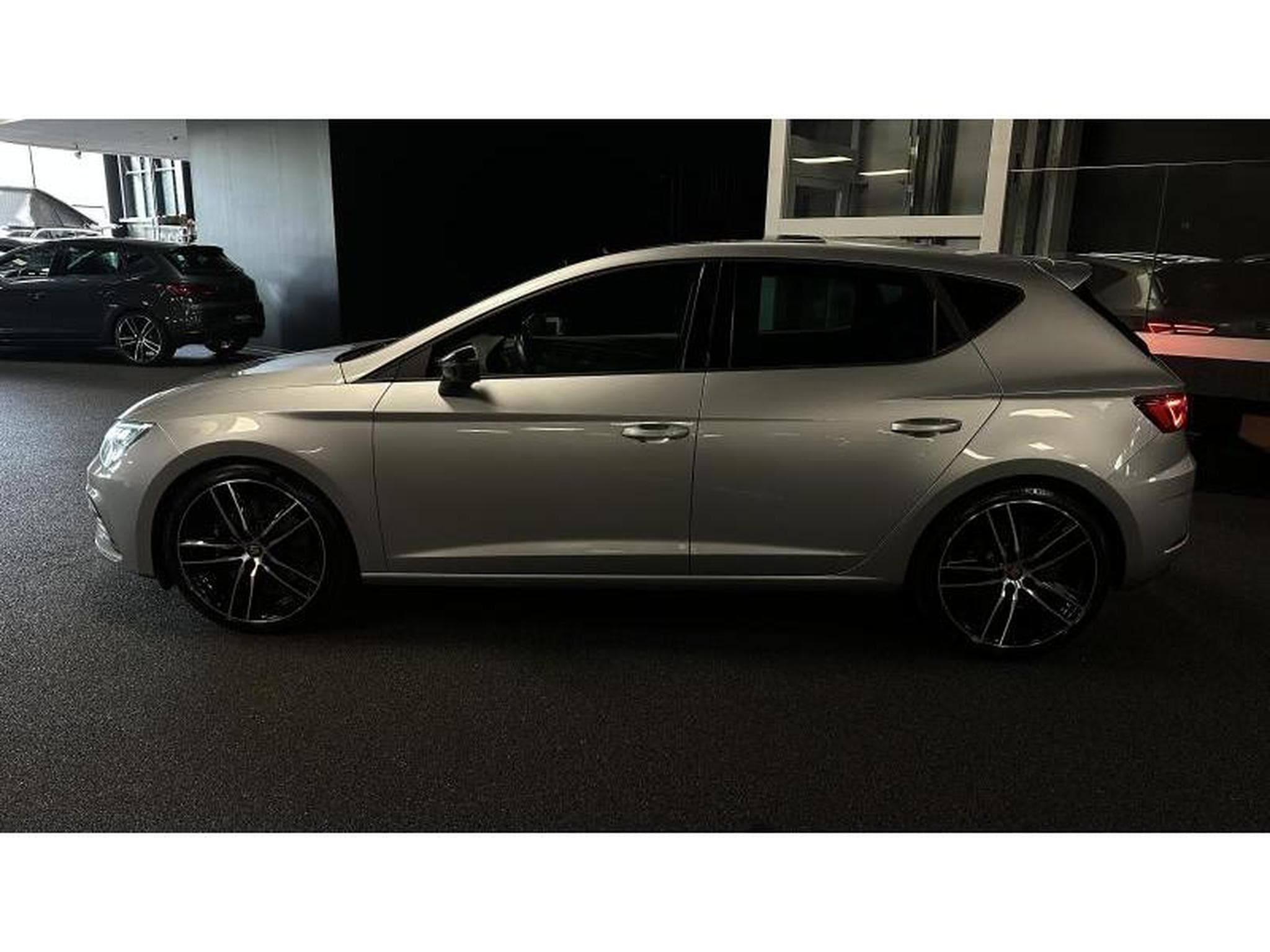 Seat Leon Cupra 2.0 TSI (2020) - Photo 4