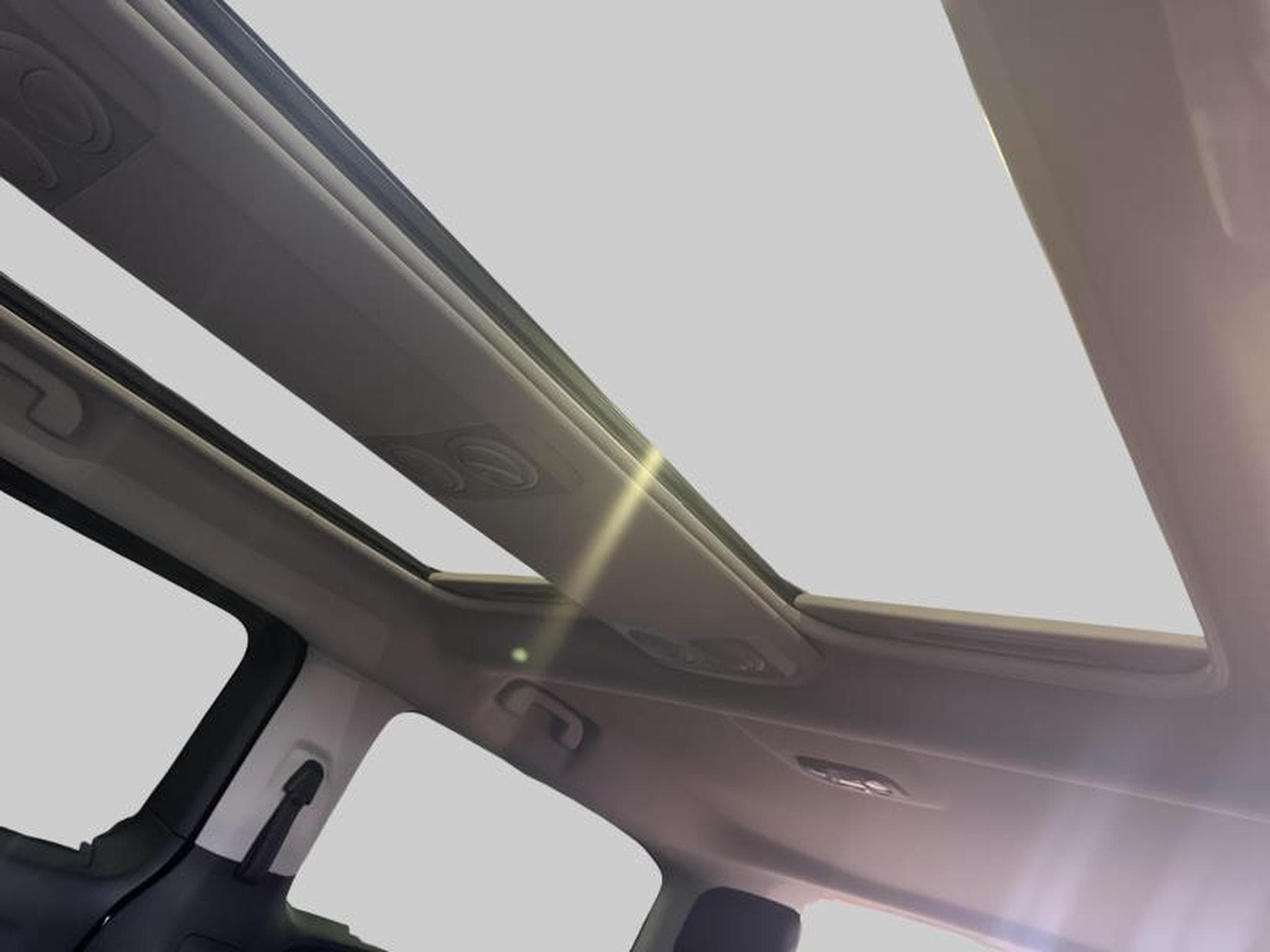 Opel Zafira Life (2025) - Photo 22