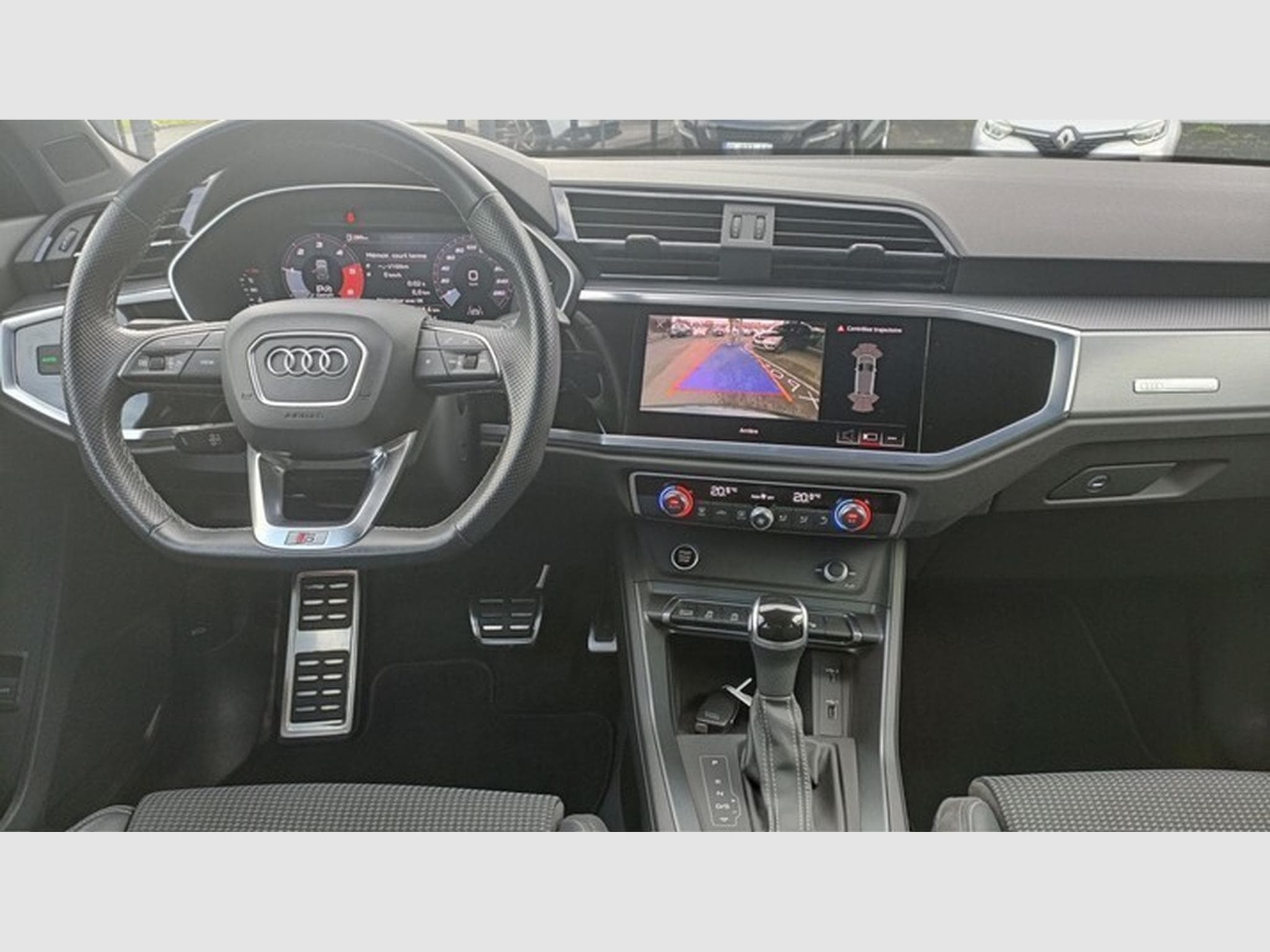 Audi Q3 35 TDI 150 S TRONIC 7 S LINE (2020) - Photo 3