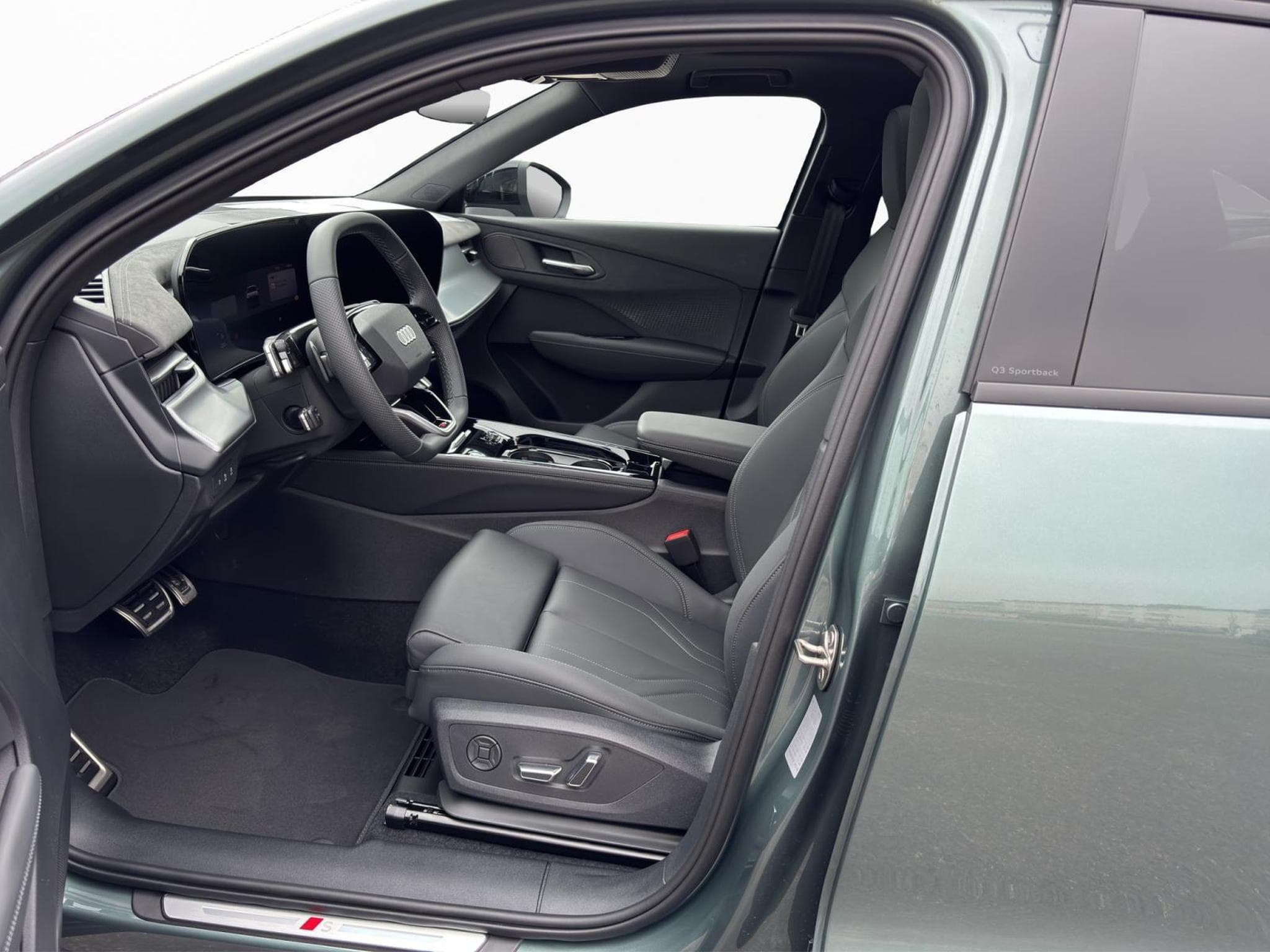 Audi Q3 TFSI Sportback 110 kW (2026) - Photo 8