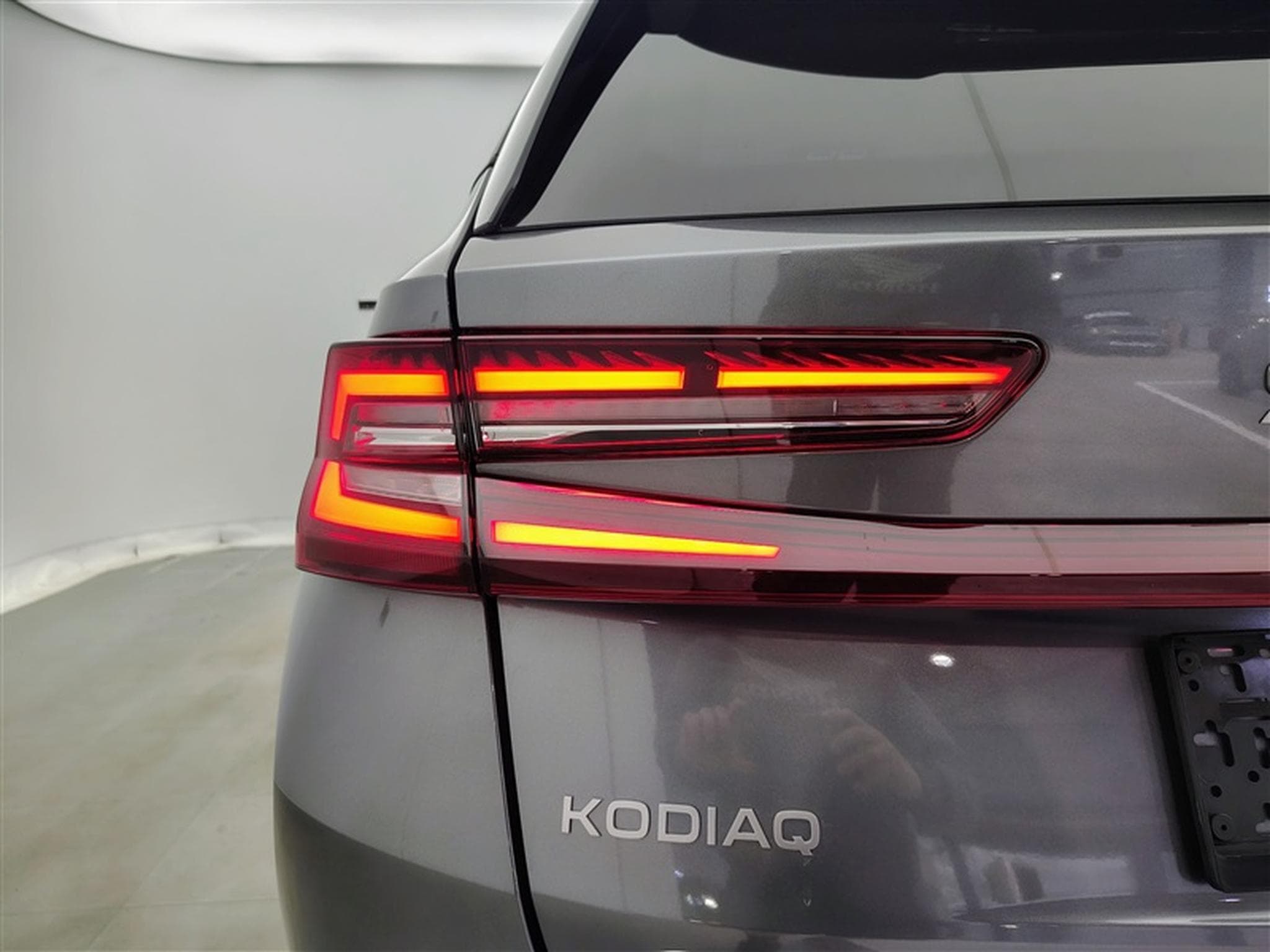 Skoda Kodiaq 1.5 TSI 150cv DSG Selection 7pl. CARPLAY / FULL LED / CAMERA (2026) - Foto 16