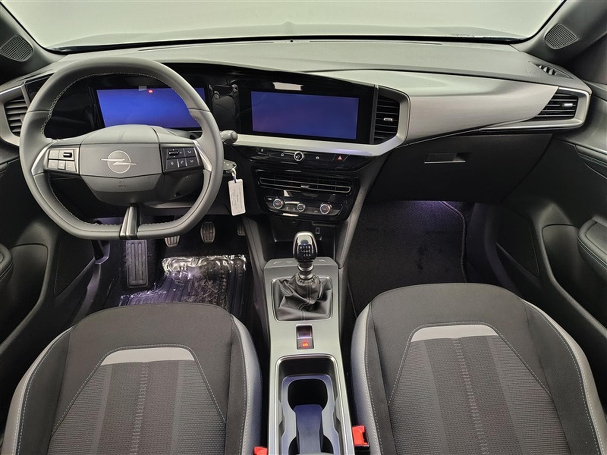 Opel Mokka 1.2 Turbo 136Cv GS CARPLAY / CAMERA / FULL LED (2025) - Foto 8