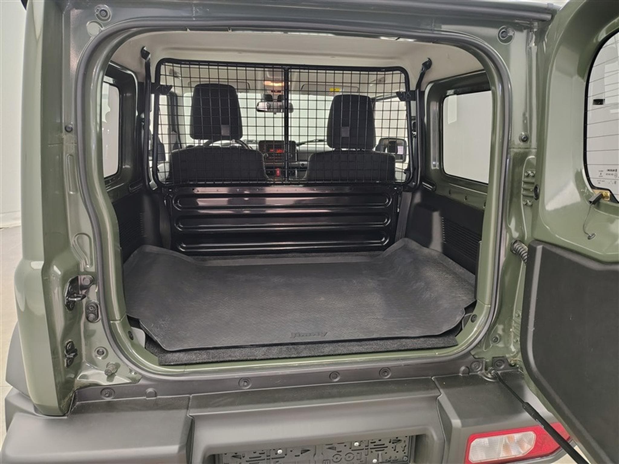 Suzuki Jimny 1.5i 4x4 GL CLIM / BLUETOOTH (2022) - Foto 13