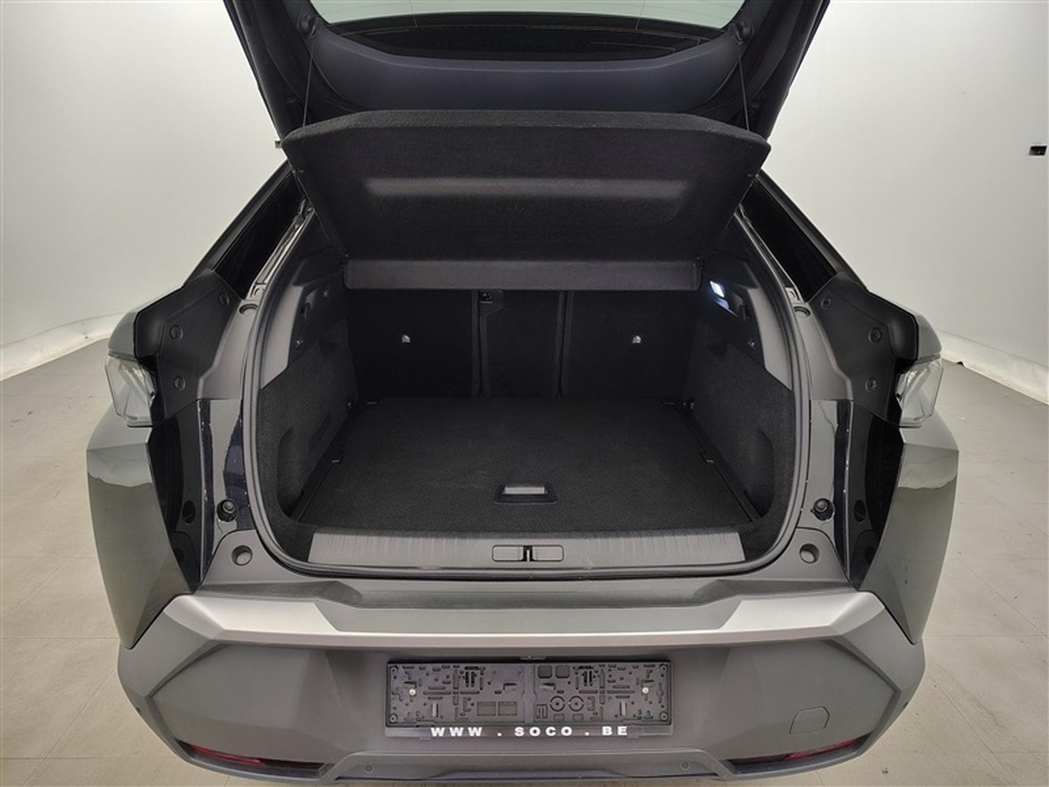 Peugeot 3008 1.2 HYBRID 145cv e-DSC6 GT NAVI / FULL LED / PANO / CAMERA (2025) - Foto 14