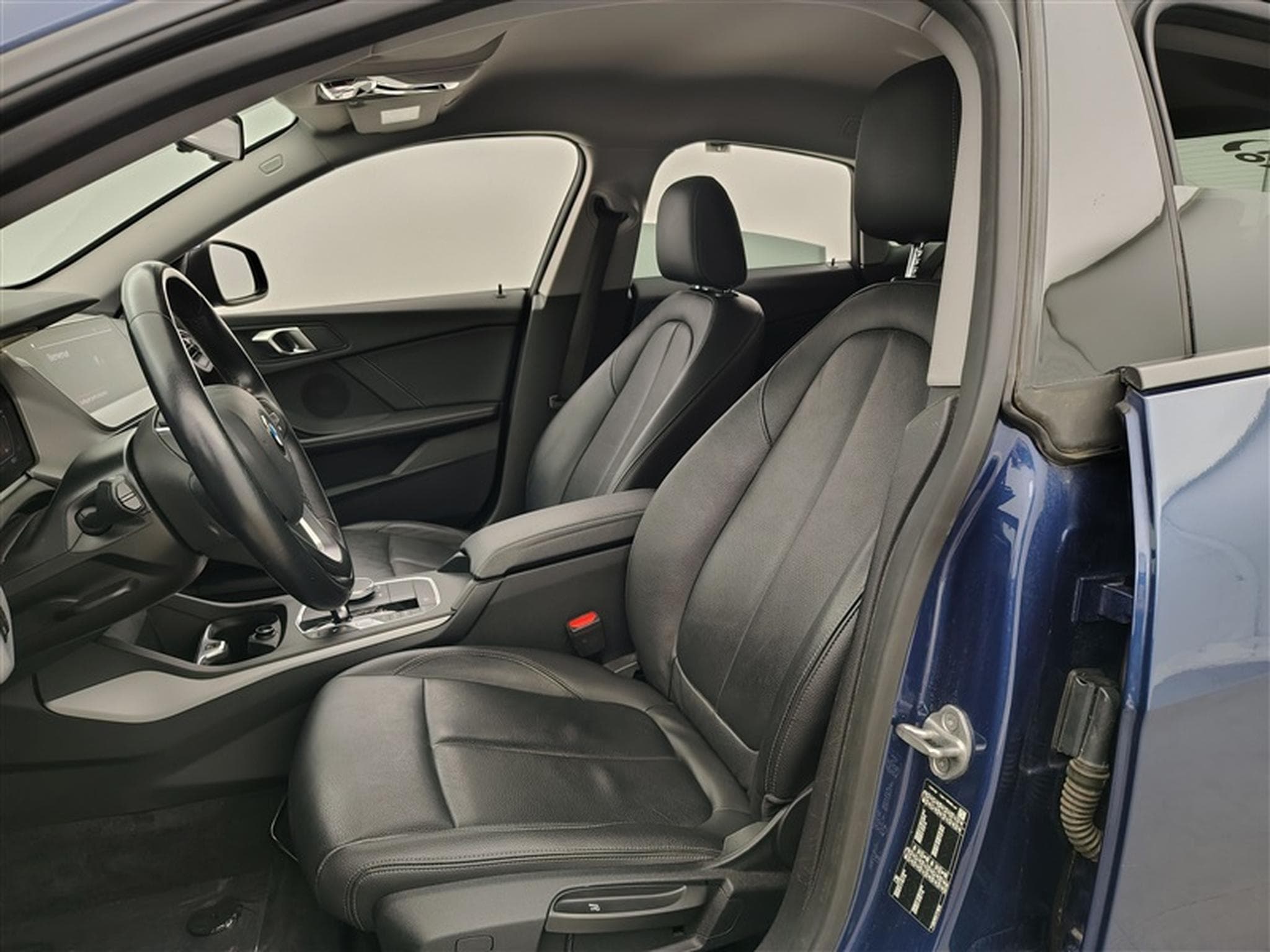 BMW 218 iA Gran Coupé Cuir / Navi / Led / PDC av+ar (2023) - Foto 7
