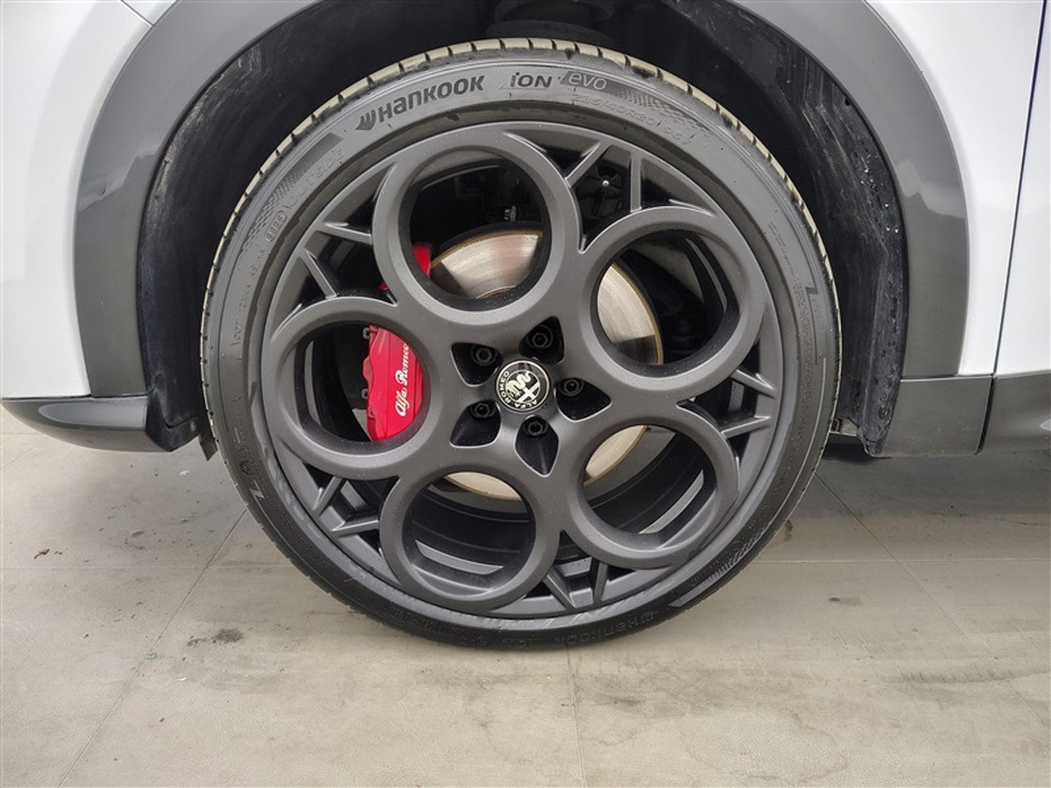 Alfa-Romeo Tonale 1.5 MHEV VGT Veloce°NAV°CARPLAY°FULL LED°CAM°T.OUV°S.CHAUF (2023) - Foto 6