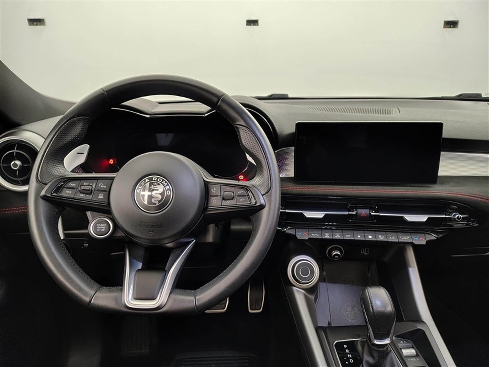 Alfa-Romeo Tonale 1.5 MHEV VGT Veloce°NAV°CARPLAY°FULL LED°CAM°T.OUV°S.CHAUF (2023) - Foto 9
