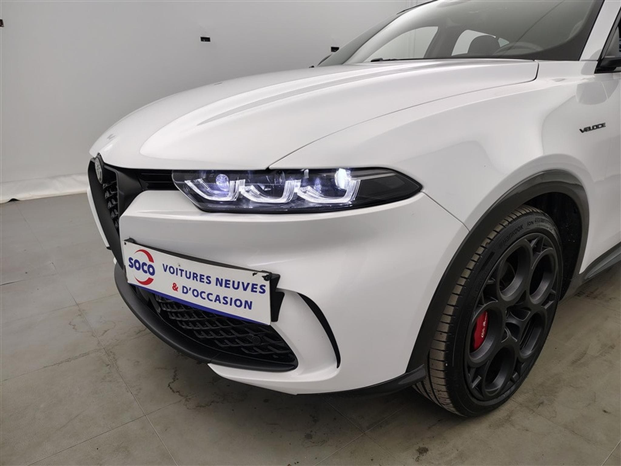 Alfa-Romeo Tonale 1.5 MHEV VGT Veloce°NAV°CARPLAY°FULL LED°CAM°T.OUV°S.CHAUF (2023) - Foto 15