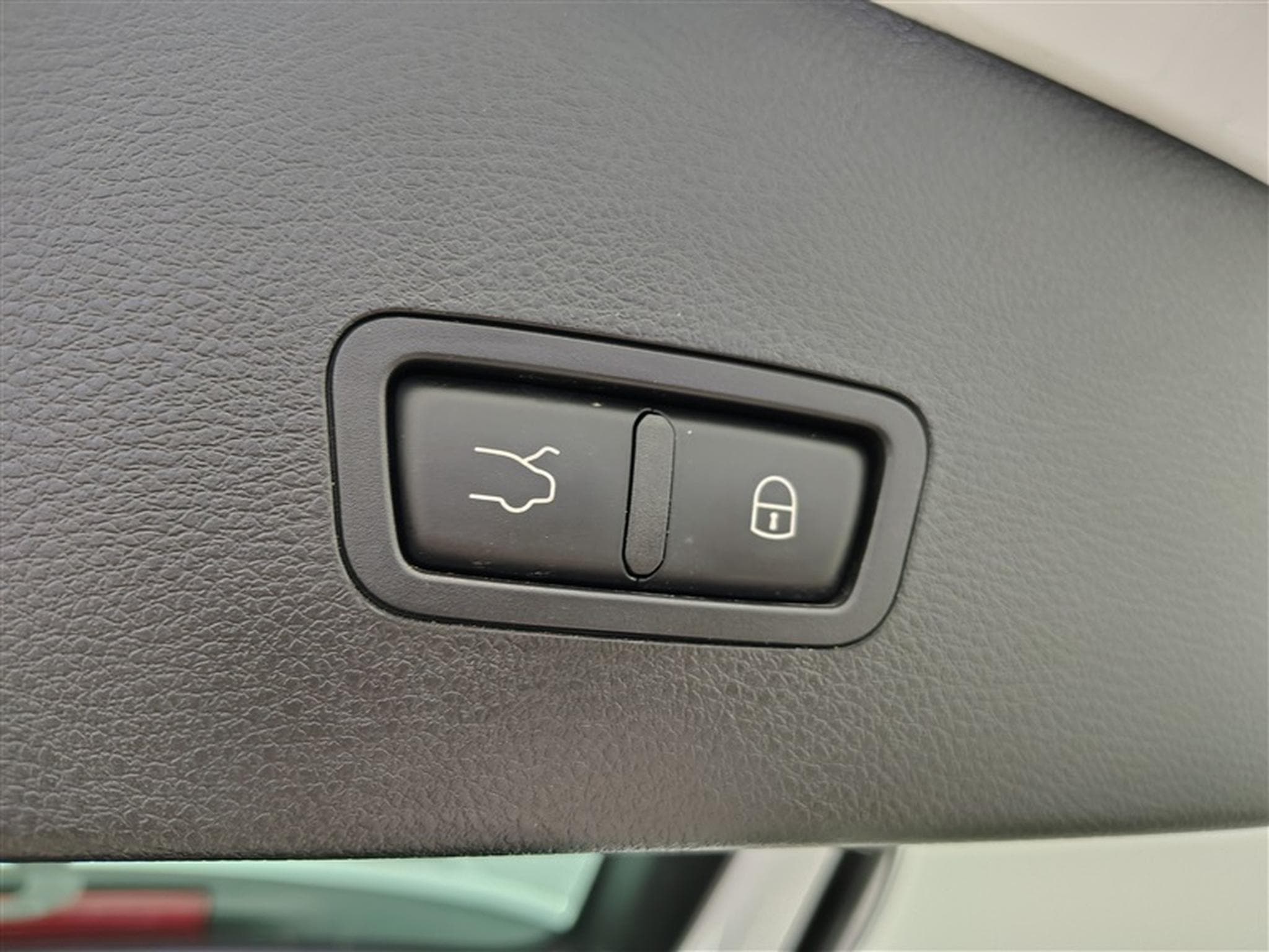 Alfa-Romeo Tonale 1.5 MHEV VGT Veloce°NAV°CARPLAY°FULL LED°CAM°T.OUV°S.CHAUF (2023) - Foto 20
