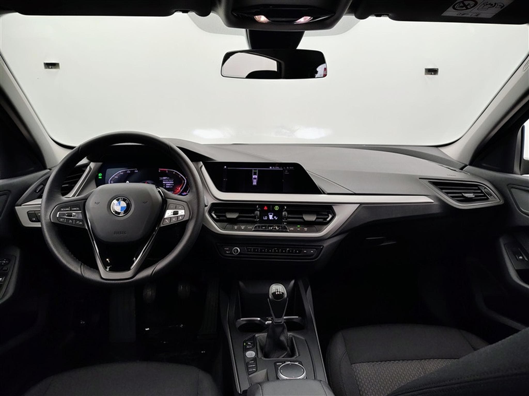 BMW 116 116 d Business NAVI/FULL LED/JA/PDC AV AR (2023) - Foto 8