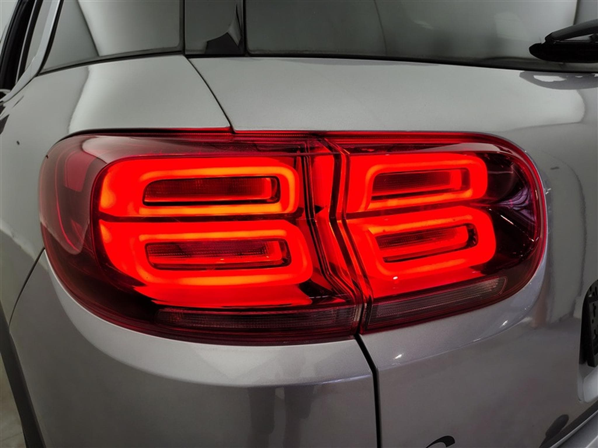 Citroen C5 Aircross 1.5 BlueHDi Business Lounge AUTO/CUIR/NAVI/FULL LED/JA18 (2021) - Foto 16