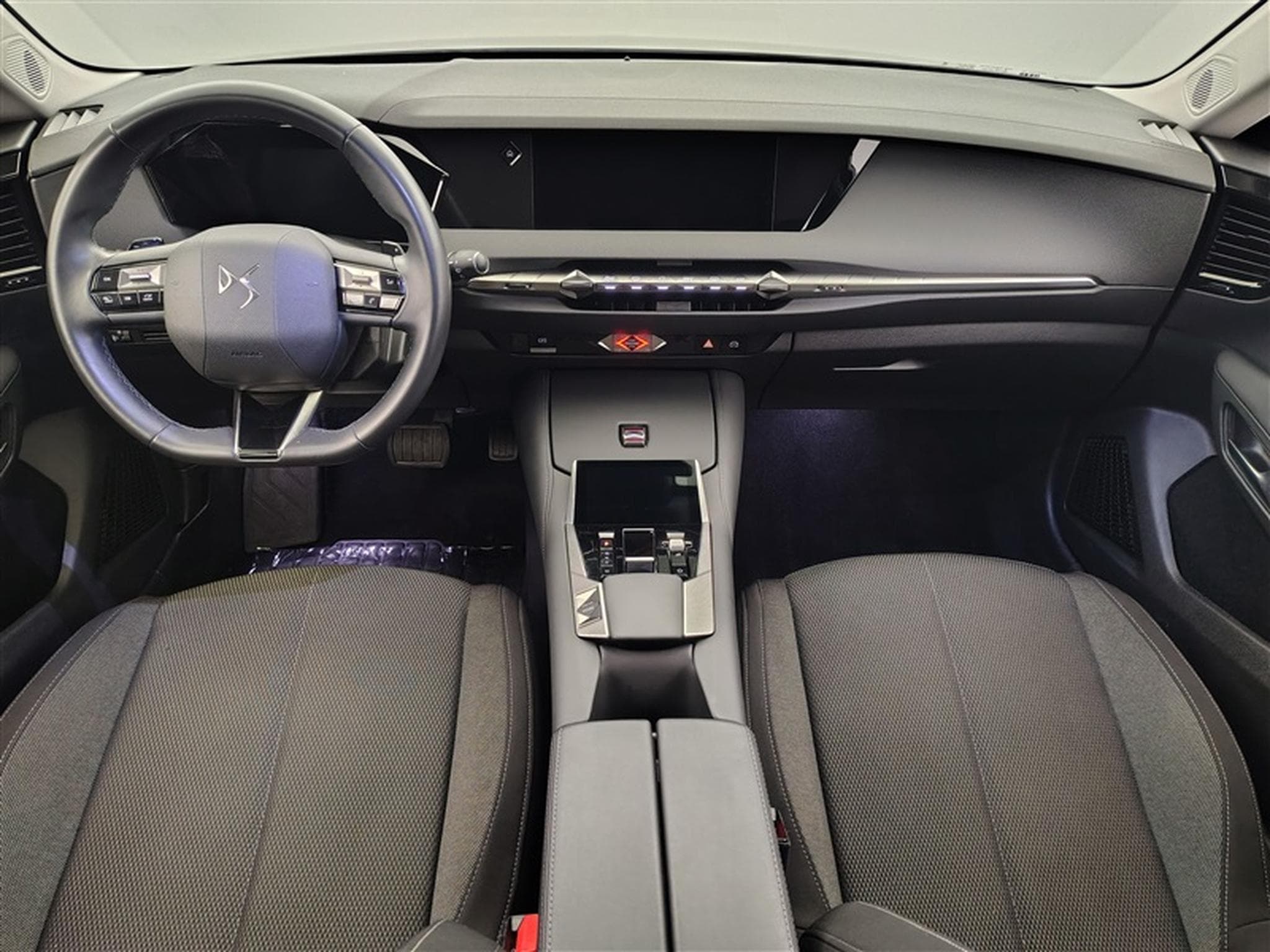 DS Automobiles DS4 1.2 PureTech 130cv EAT8 BASTILLE NAVI / FULL LED (2022) - Photo 8